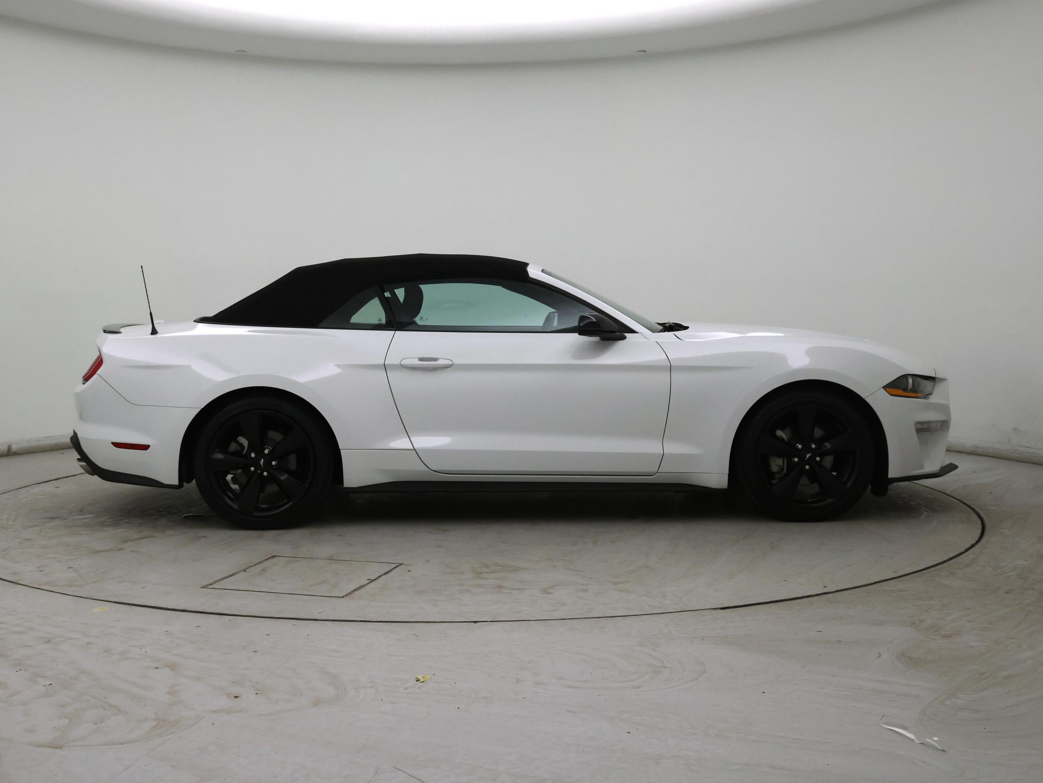 Thumbnail: 2021 Ford Mustang - 7