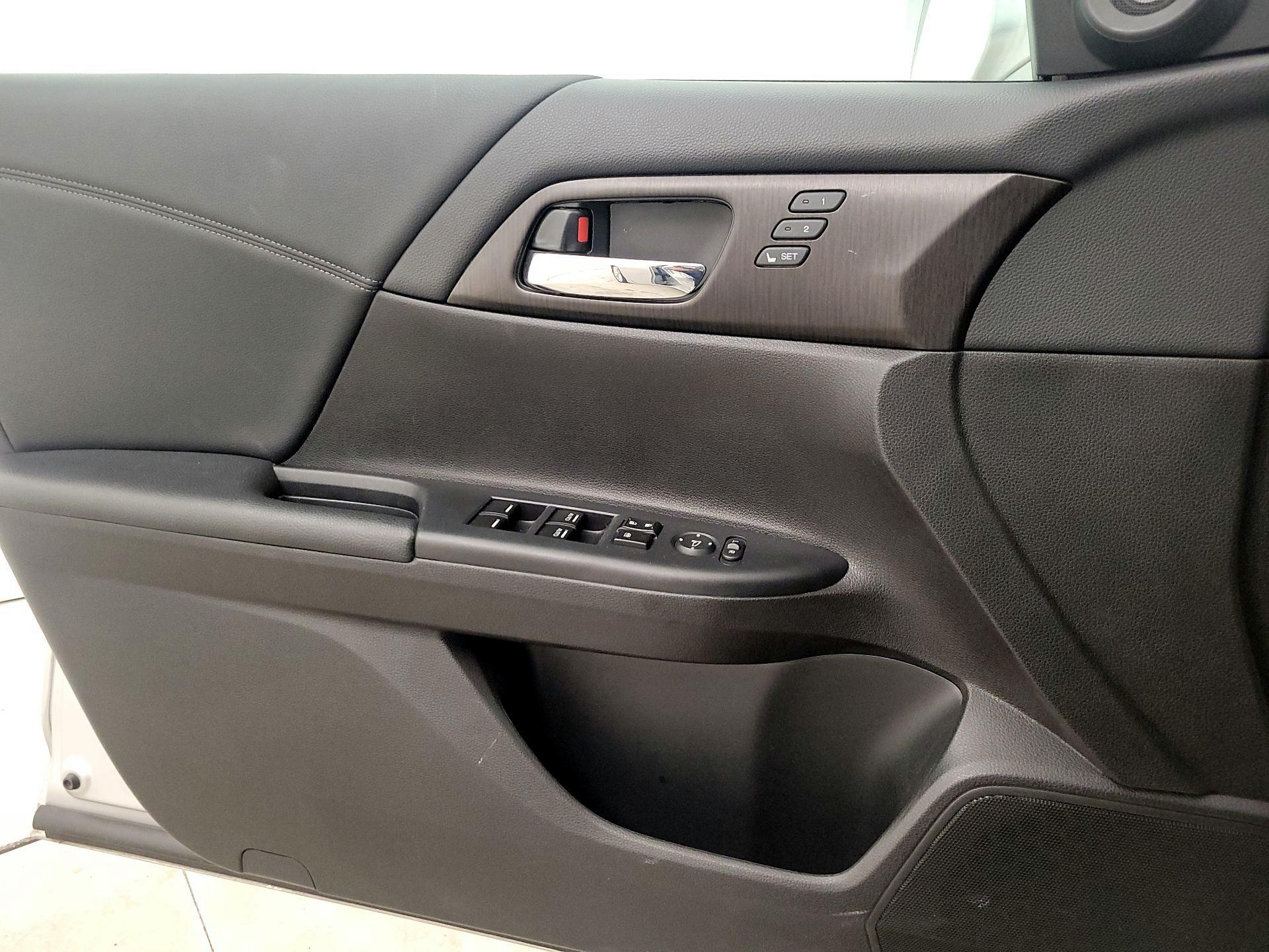 Thumbnail: 2014 Honda Accord - 12