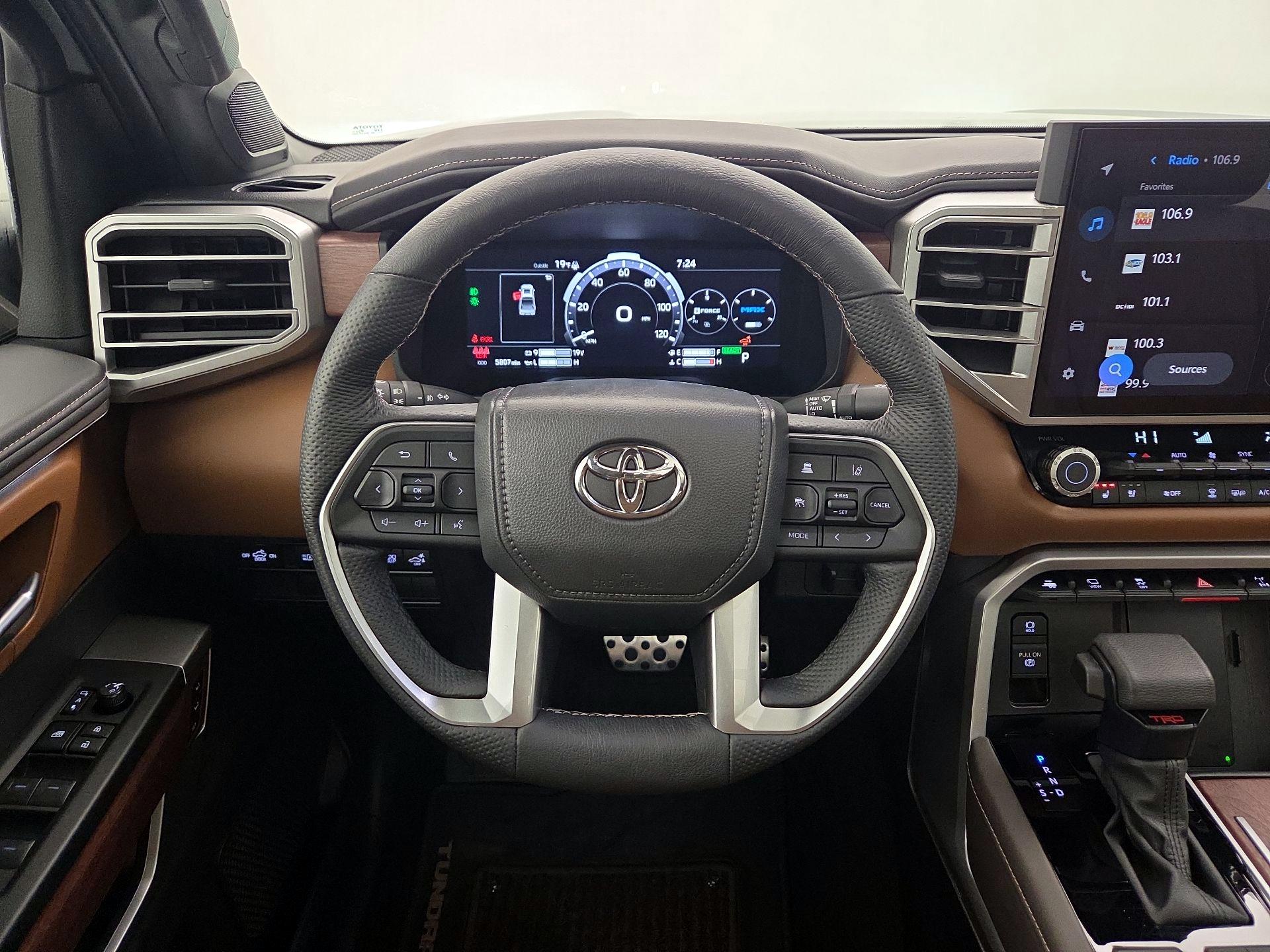 Thumbnail: 2025 Toyota Tundra - 10