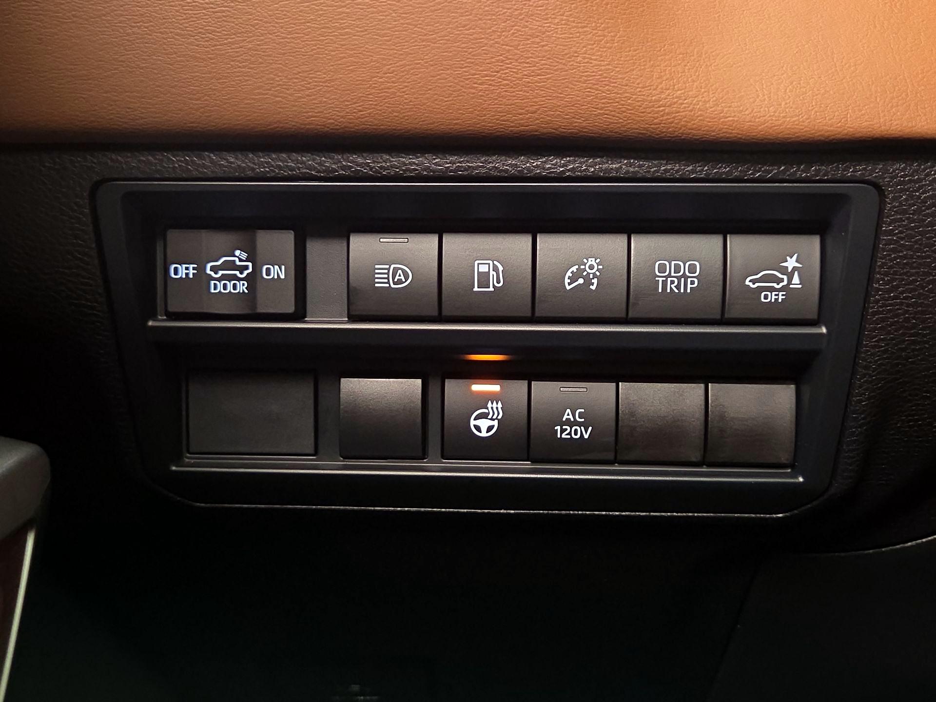 Thumbnail: 2025 Toyota Tundra - 13