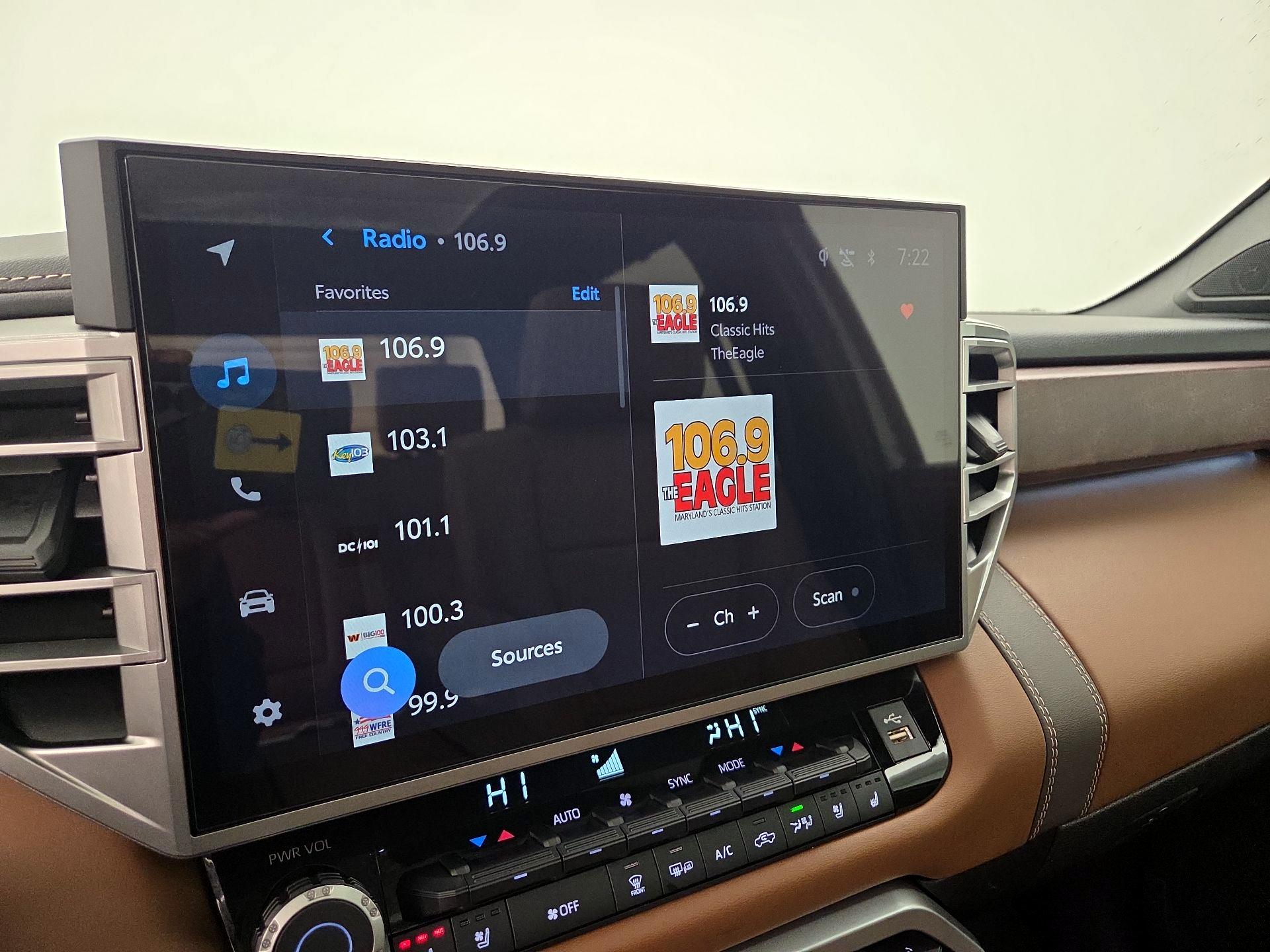 Thumbnail: 2025 Toyota Tundra - 15