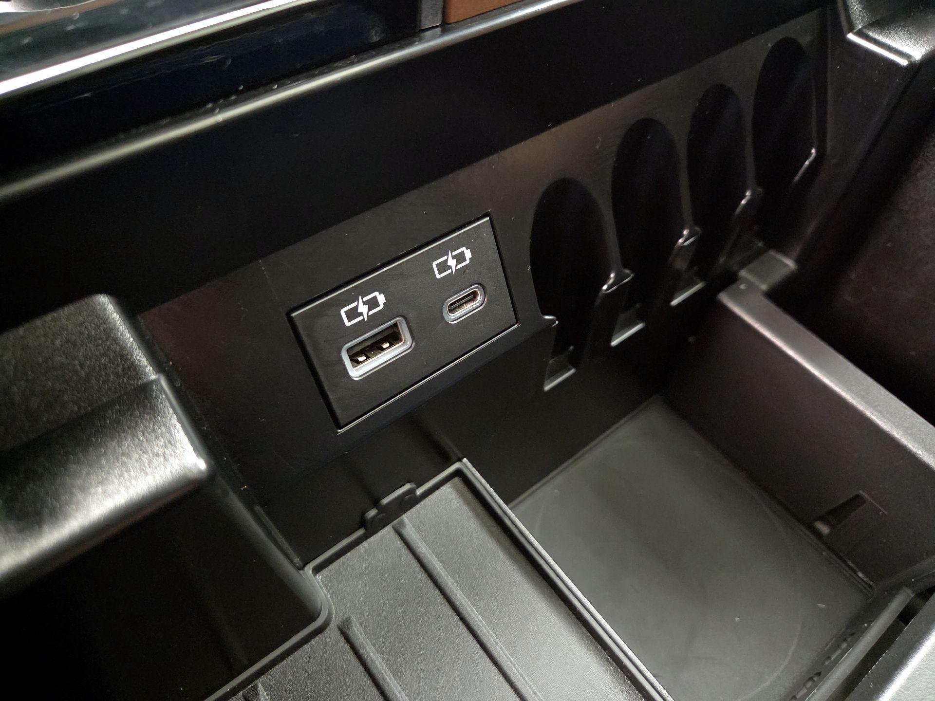 Thumbnail: 2025 Toyota Tundra - 18