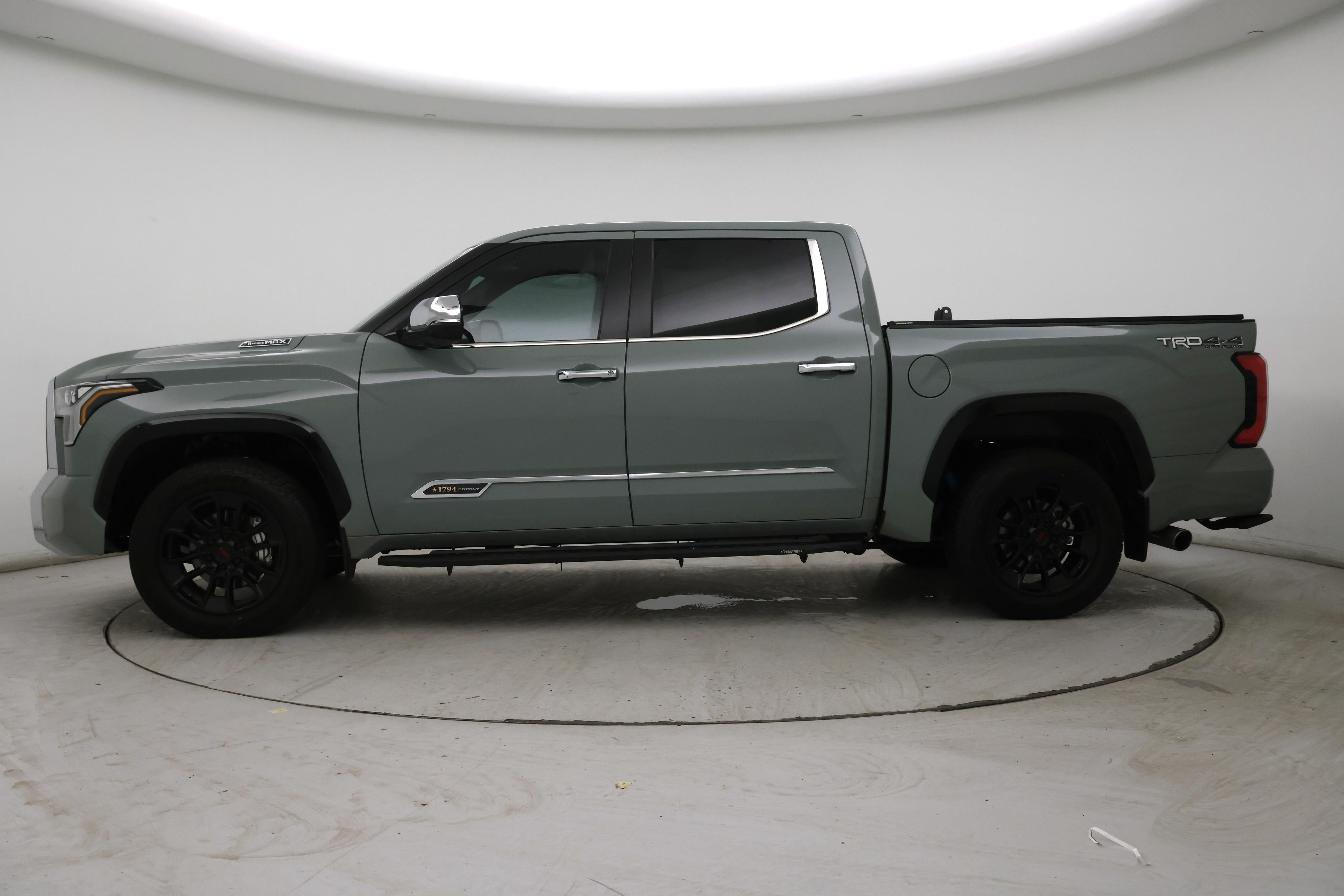 Thumbnail: 2025 Toyota Tundra - 3