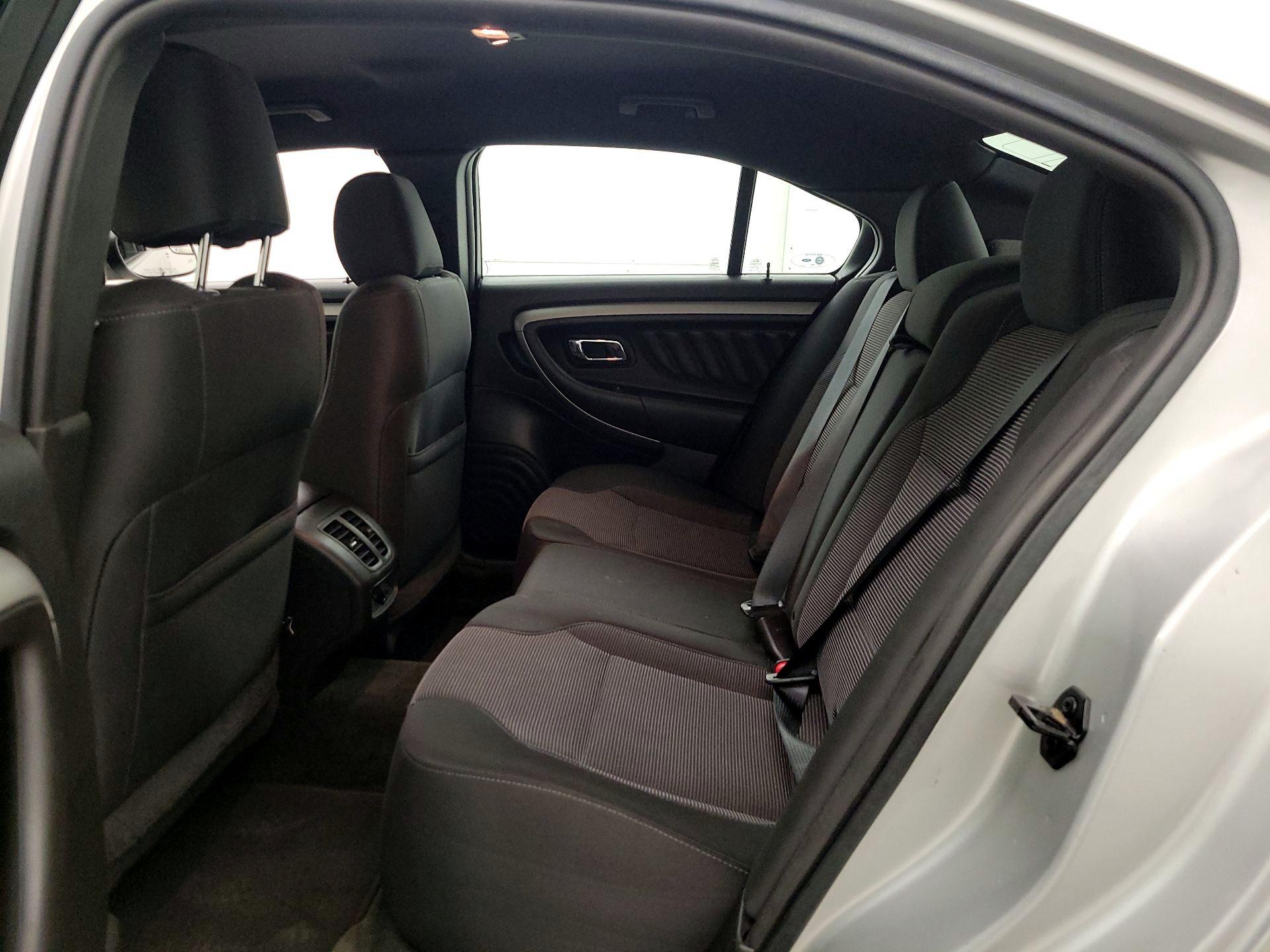 Thumbnail: 2016 Ford Taurus - 19