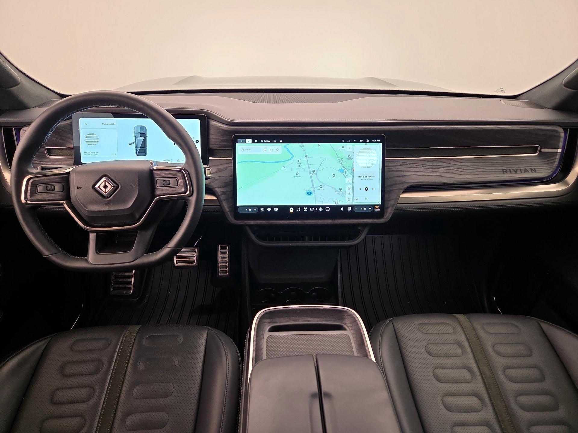 Thumbnail: 2022 Rivian R1S - 9