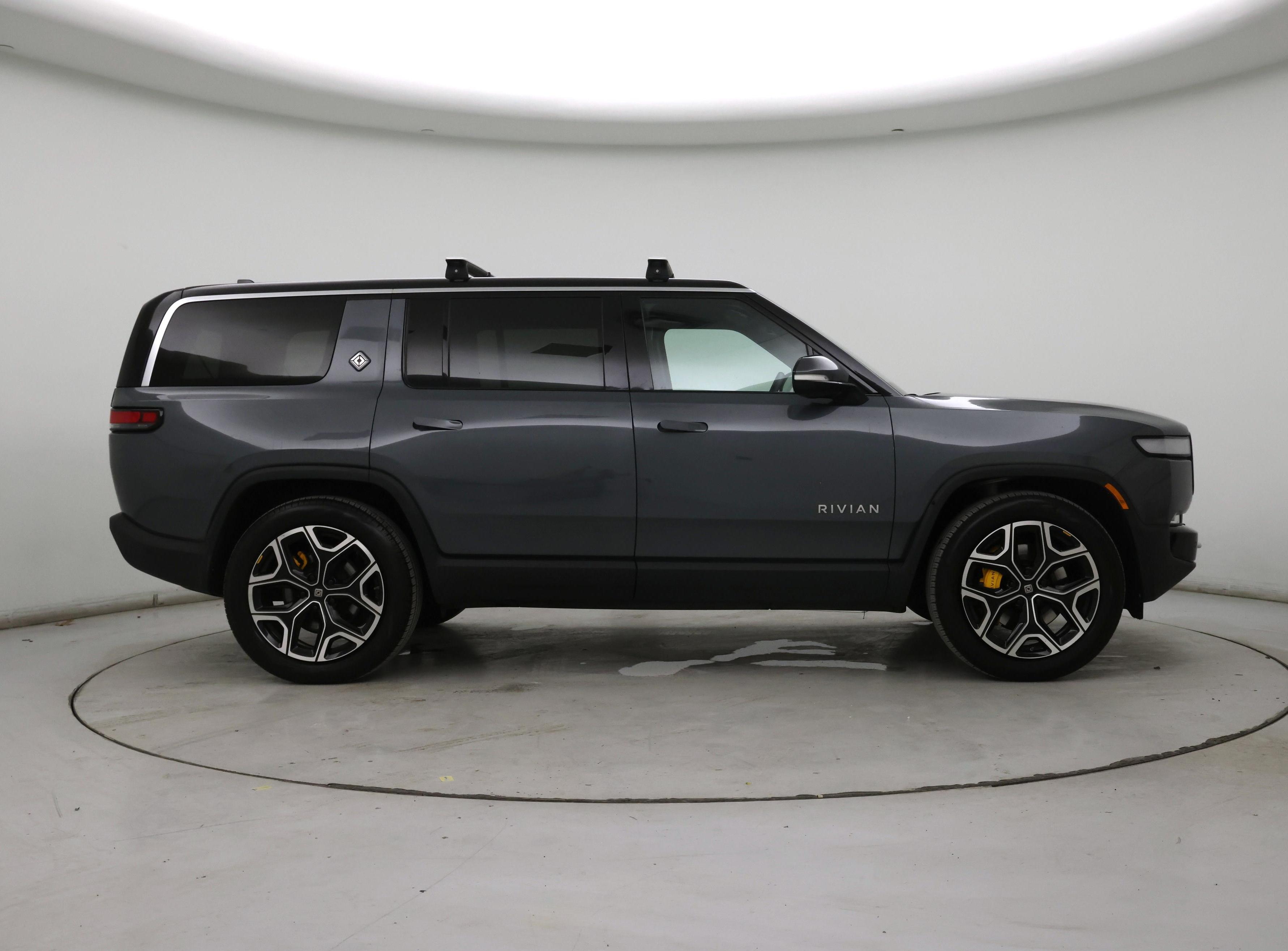 Thumbnail: 2022 Rivian R1S - 7