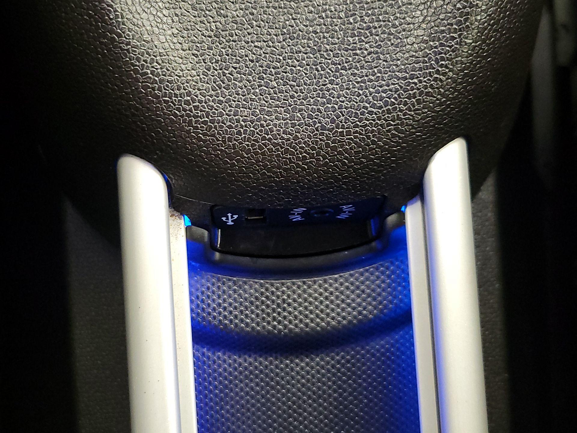 Thumbnail: 2015 MINI Cooper Paceman - 18