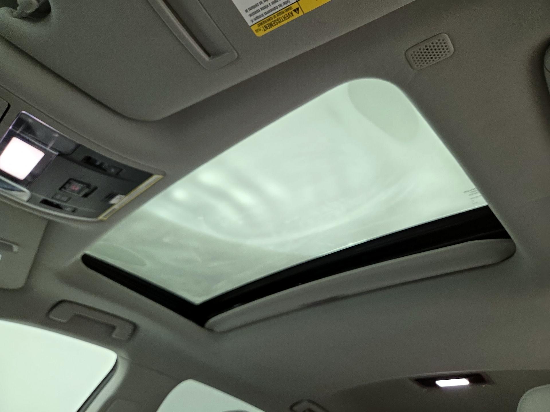 Thumbnail: 2021 Lexus RX - 17