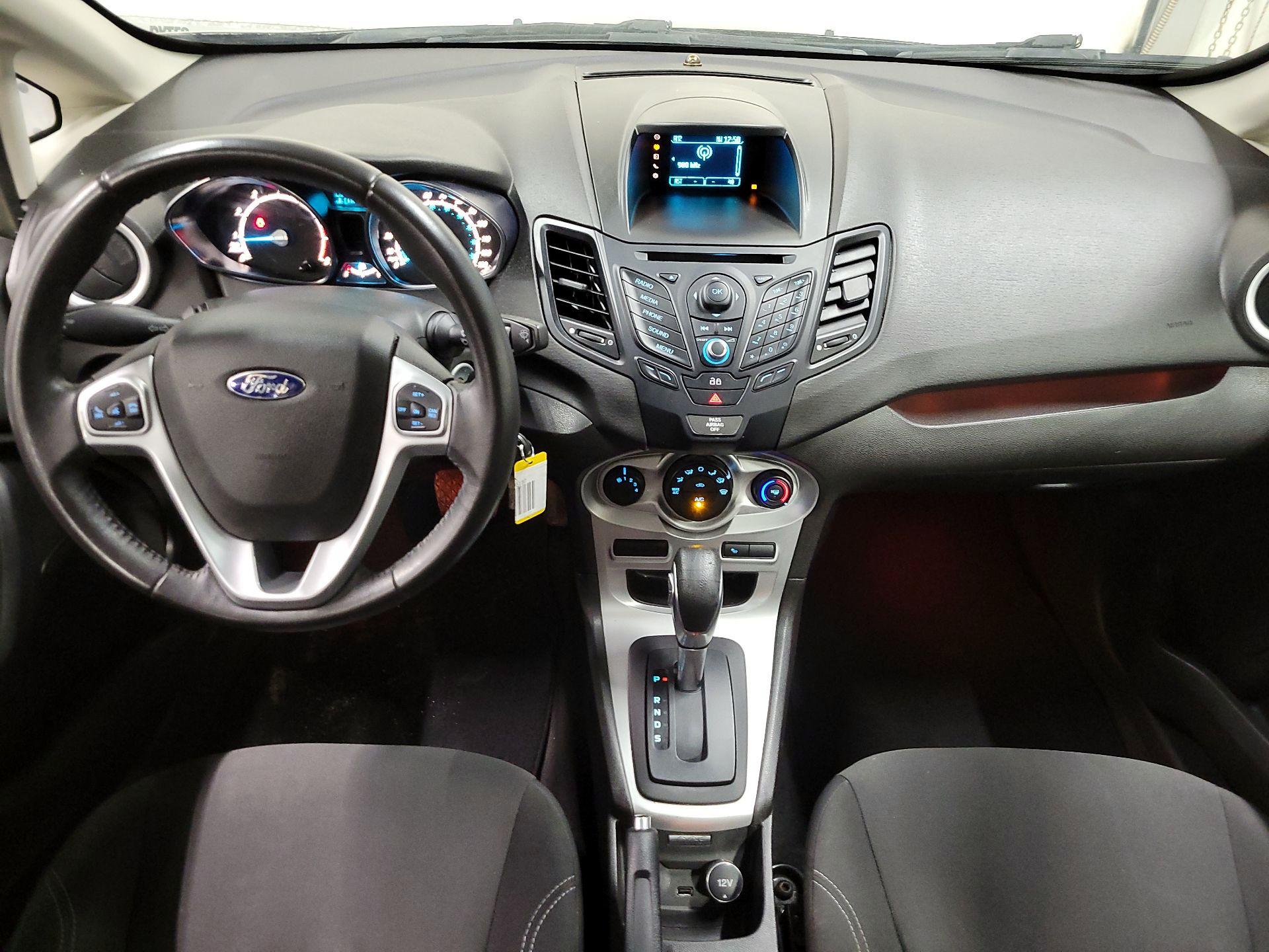 Thumbnail: 2014 Ford Fiesta - 9