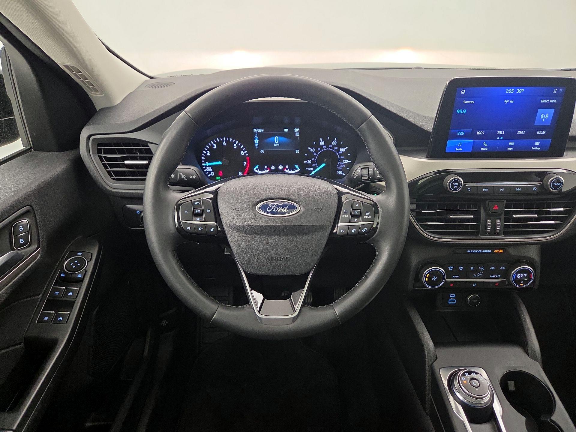 Thumbnail: 2021 Ford Escape - 10