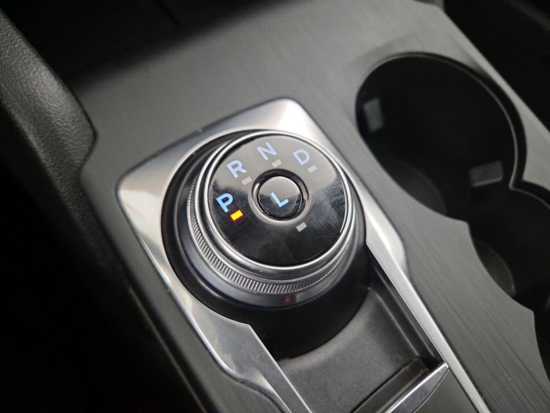 Thumbnail: 2021 Ford Escape - 17