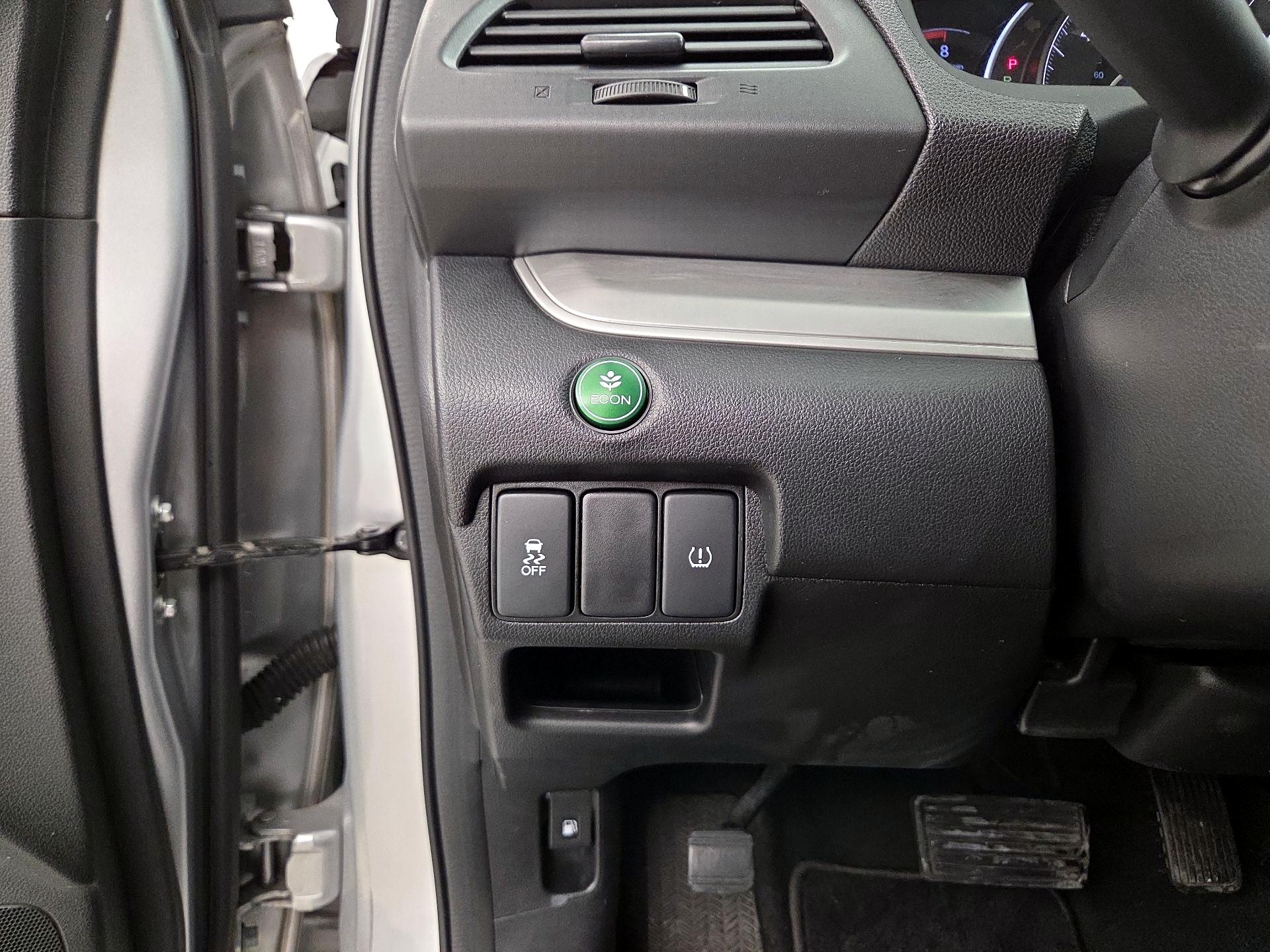 Thumbnail: 2016 Honda CR-V - 13