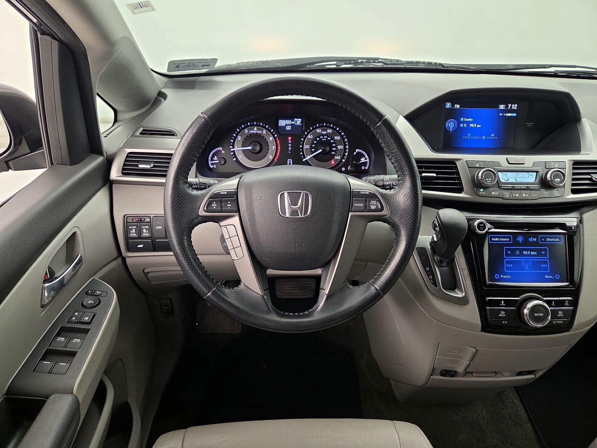 Thumbnail: 2016 Honda Odyssey - 10