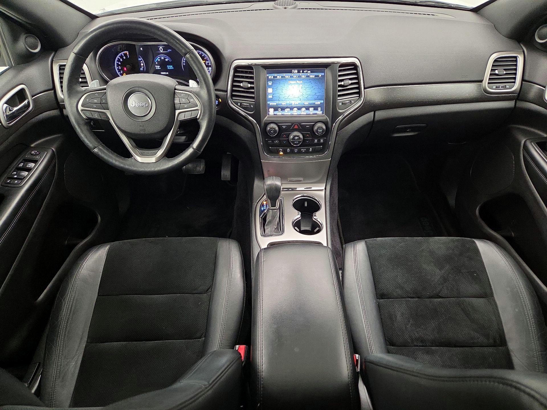 Thumbnail: 2017 Jeep Grand Cherokee - 9