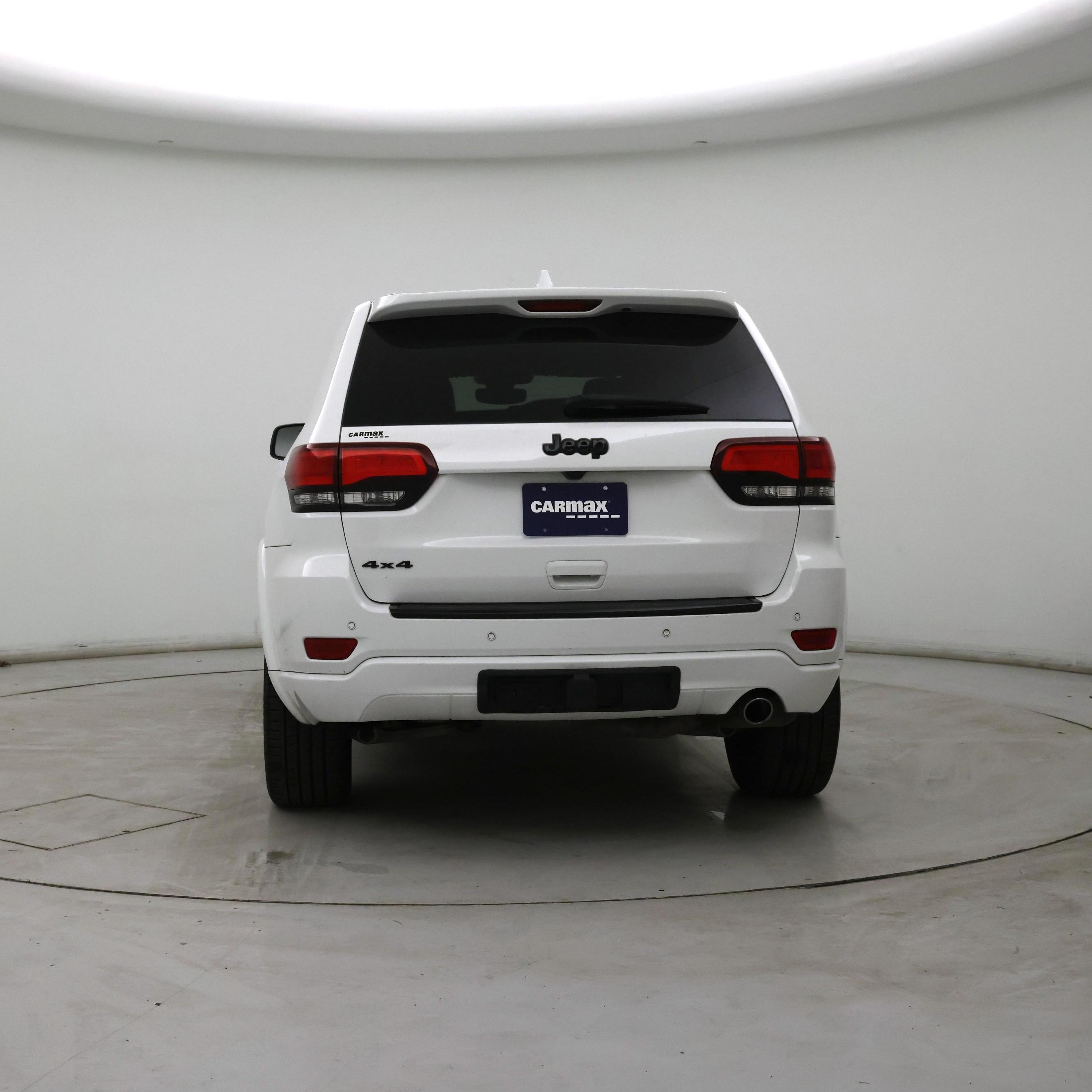 Thumbnail: 2017 Jeep Grand Cherokee - 6