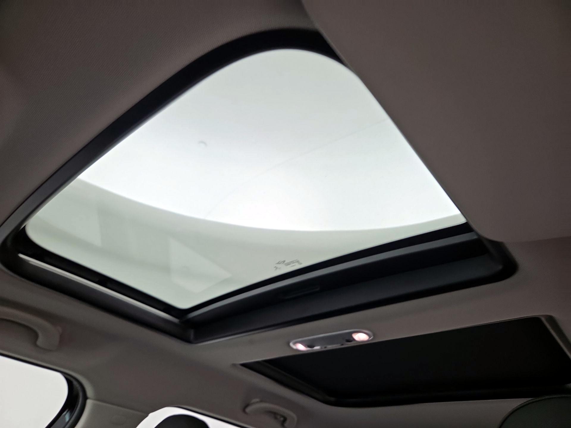 Thumbnail: 2019 MINI Cooper Countryman - 17