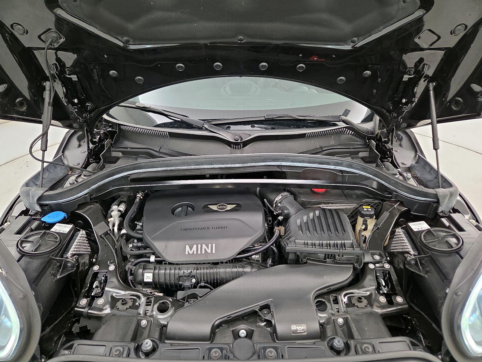 Thumbnail: 2019 MINI Cooper Countryman - 20