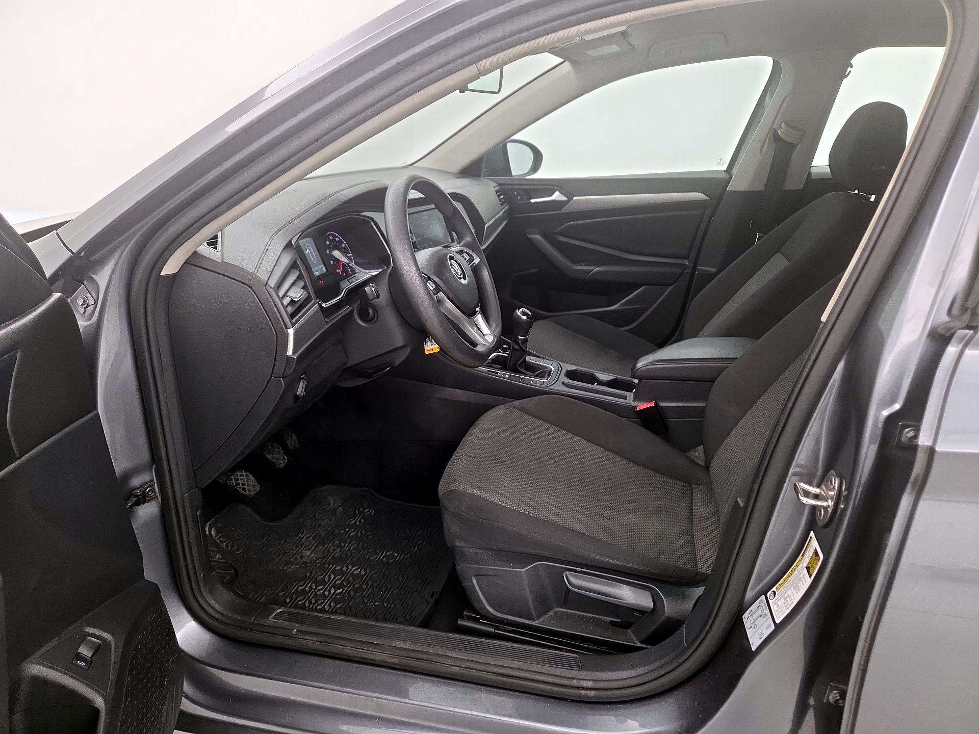 Thumbnail: 2019 Volkswagen Jetta - 11