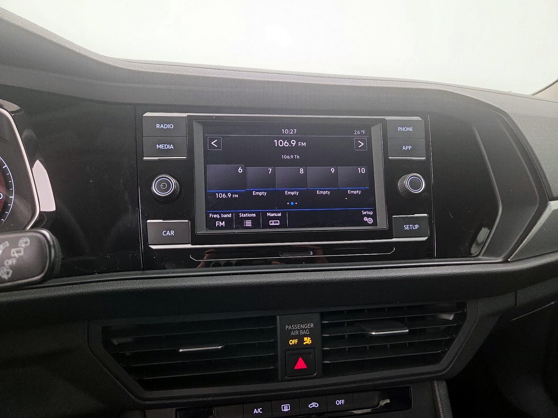 Thumbnail: 2019 Volkswagen Jetta - 15