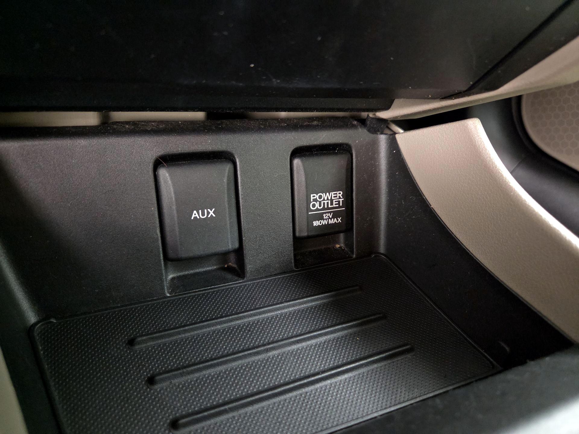 Thumbnail: 2015 Honda Civic - 18