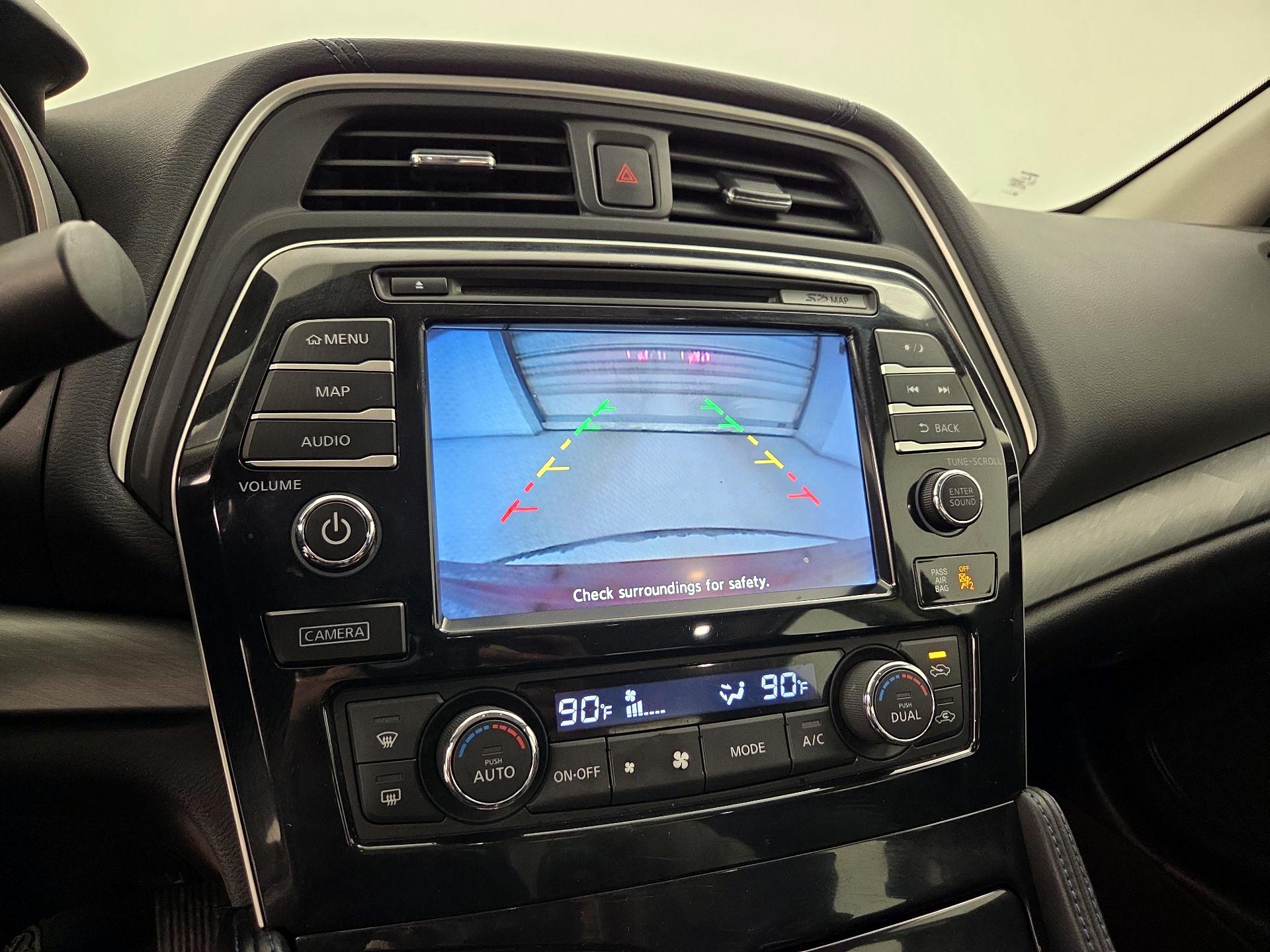 Thumbnail: 2016 Nissan Maxima - 15