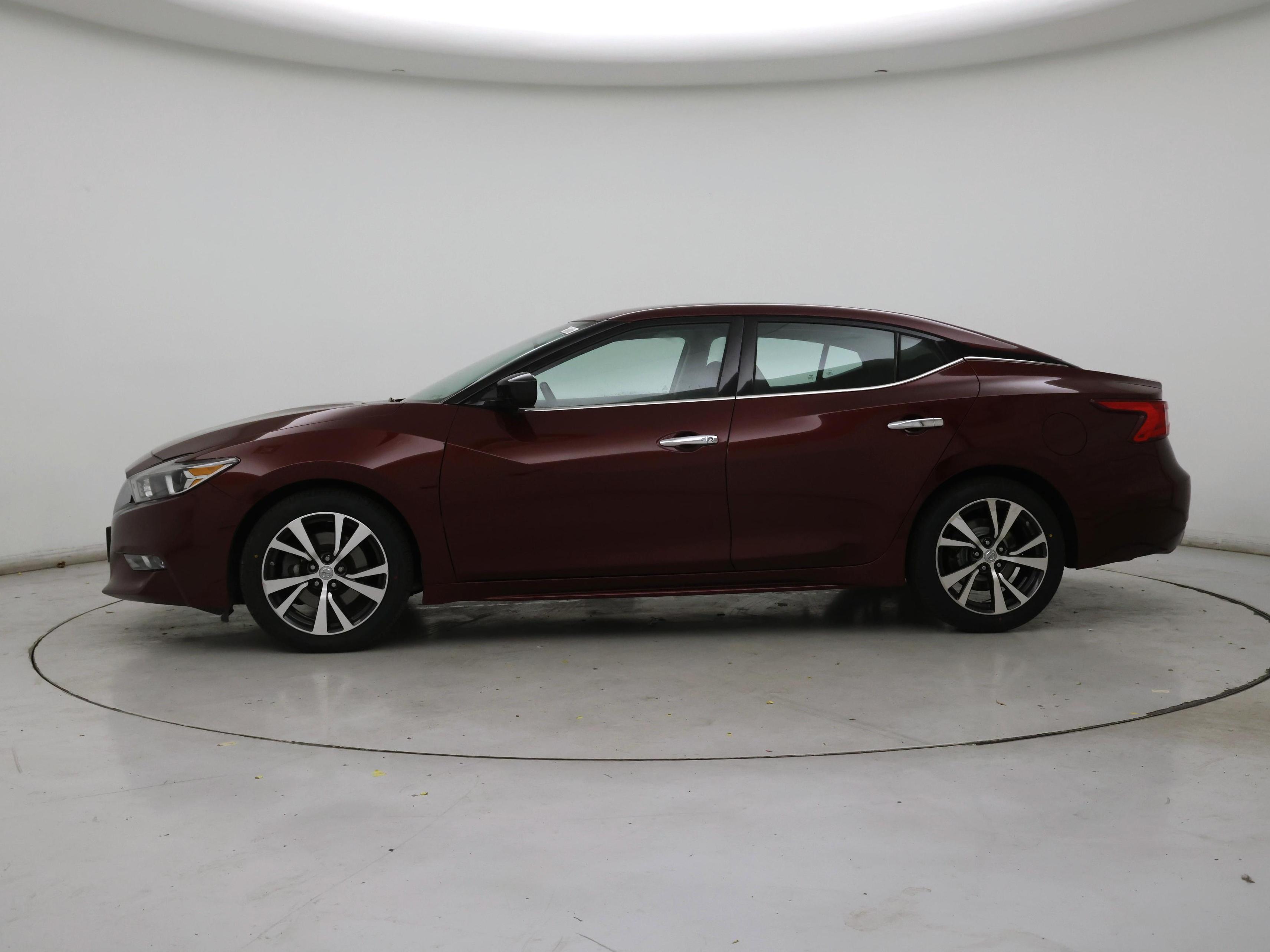 Thumbnail: 2016 Nissan Maxima - 3