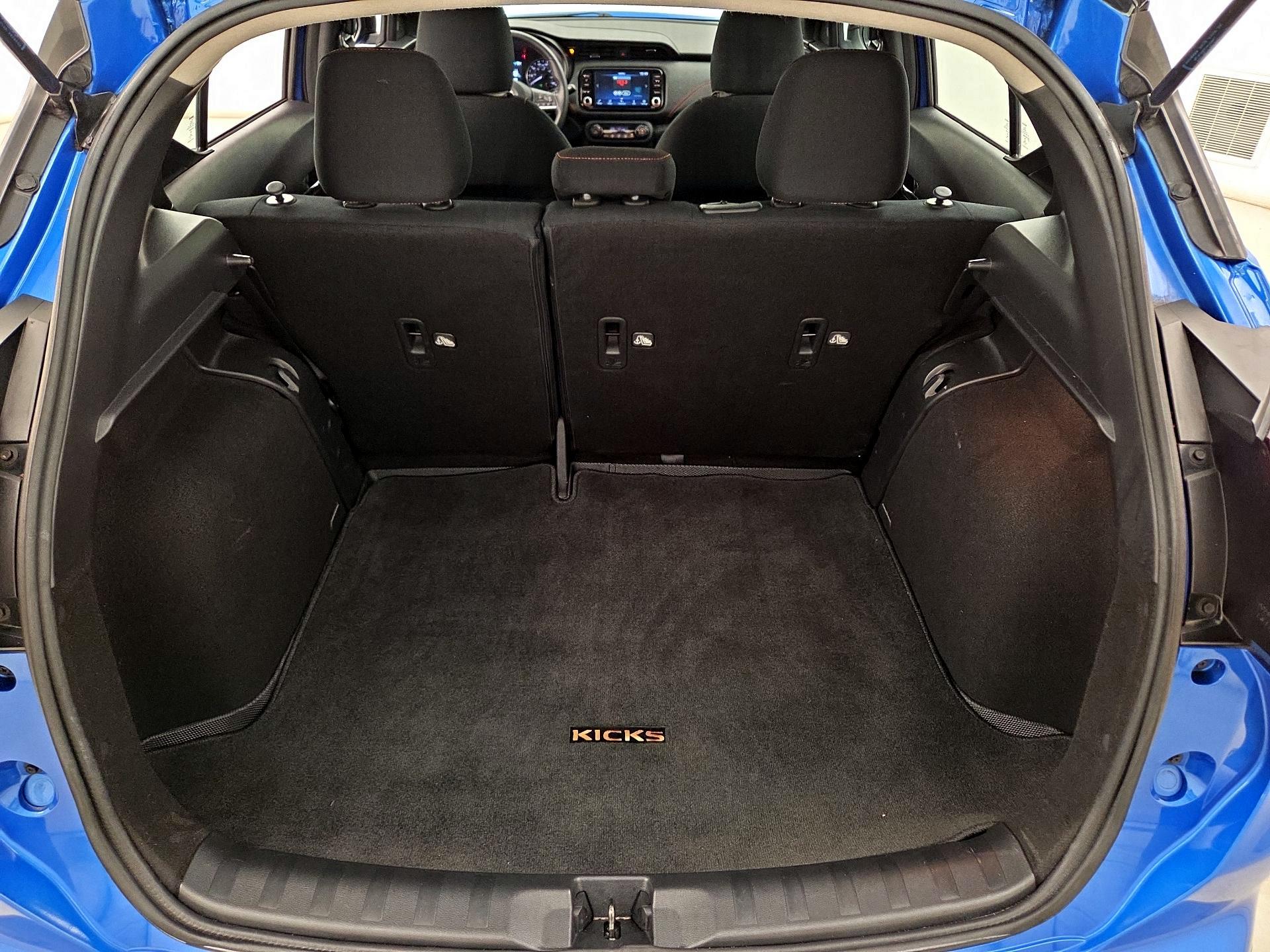 Thumbnail: 2023 Nissan Kicks - 20