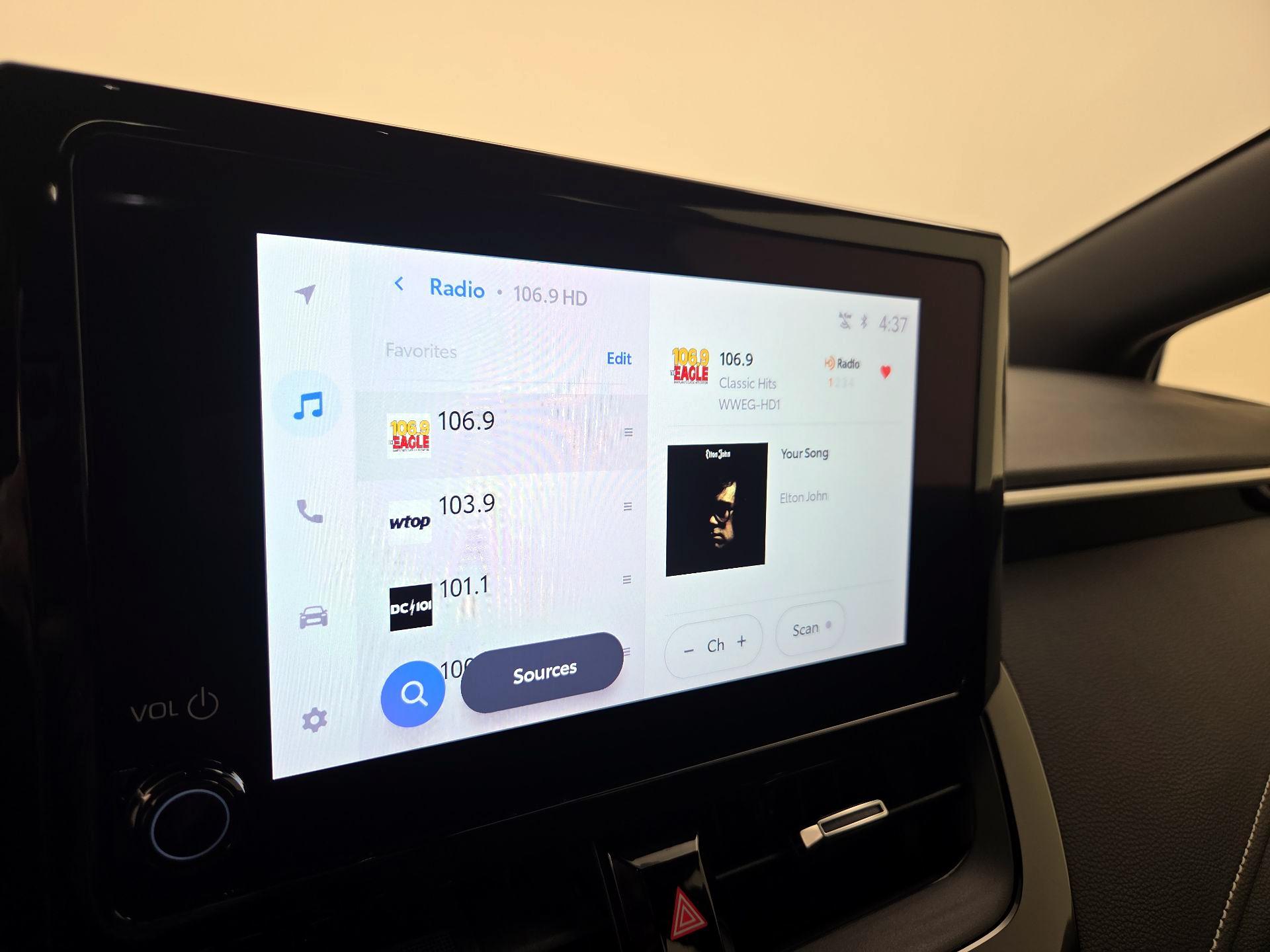 Thumbnail: 2025 Toyota Corolla - 15