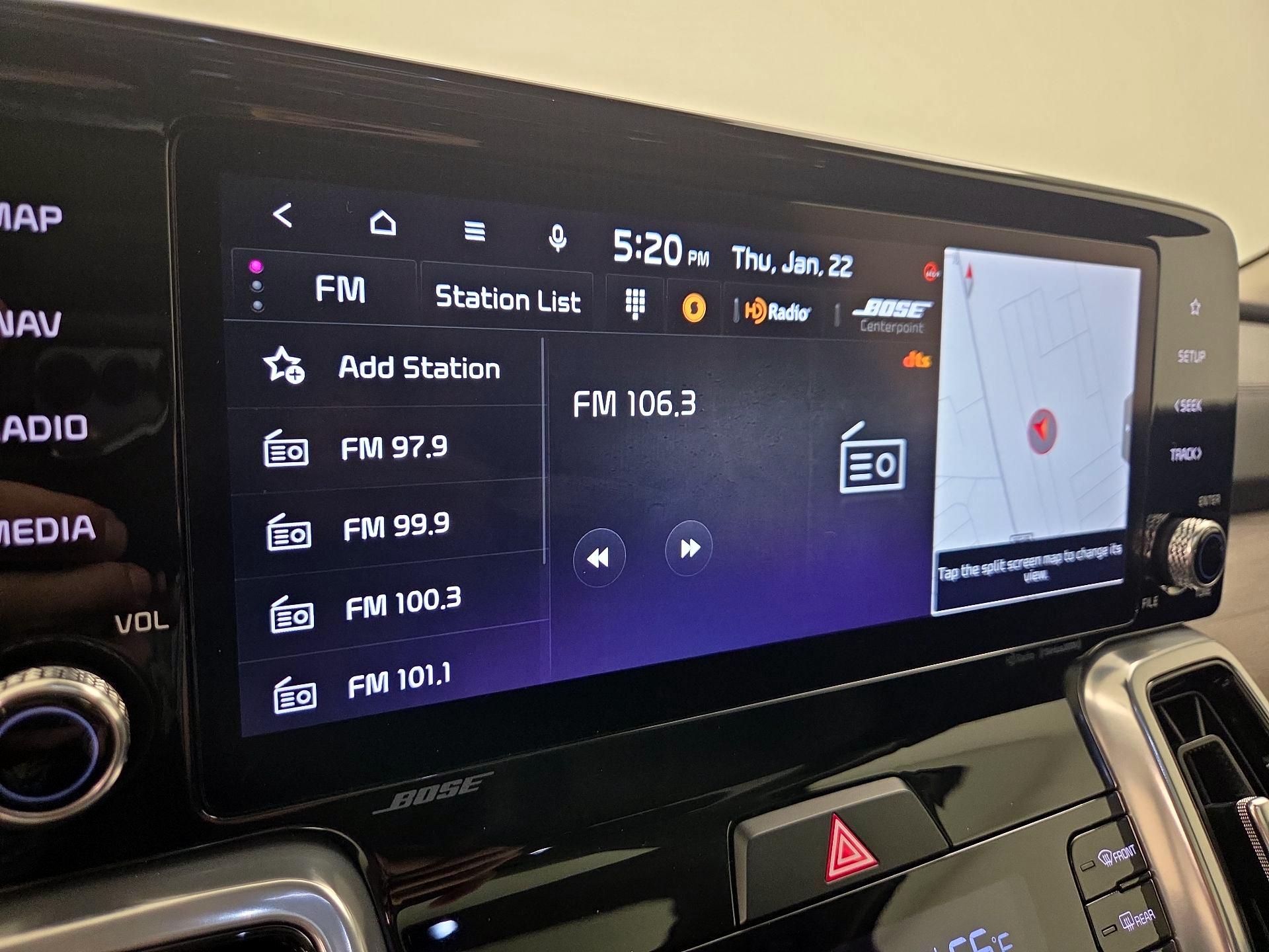 Thumbnail: 2023 Kia Sorento - 16