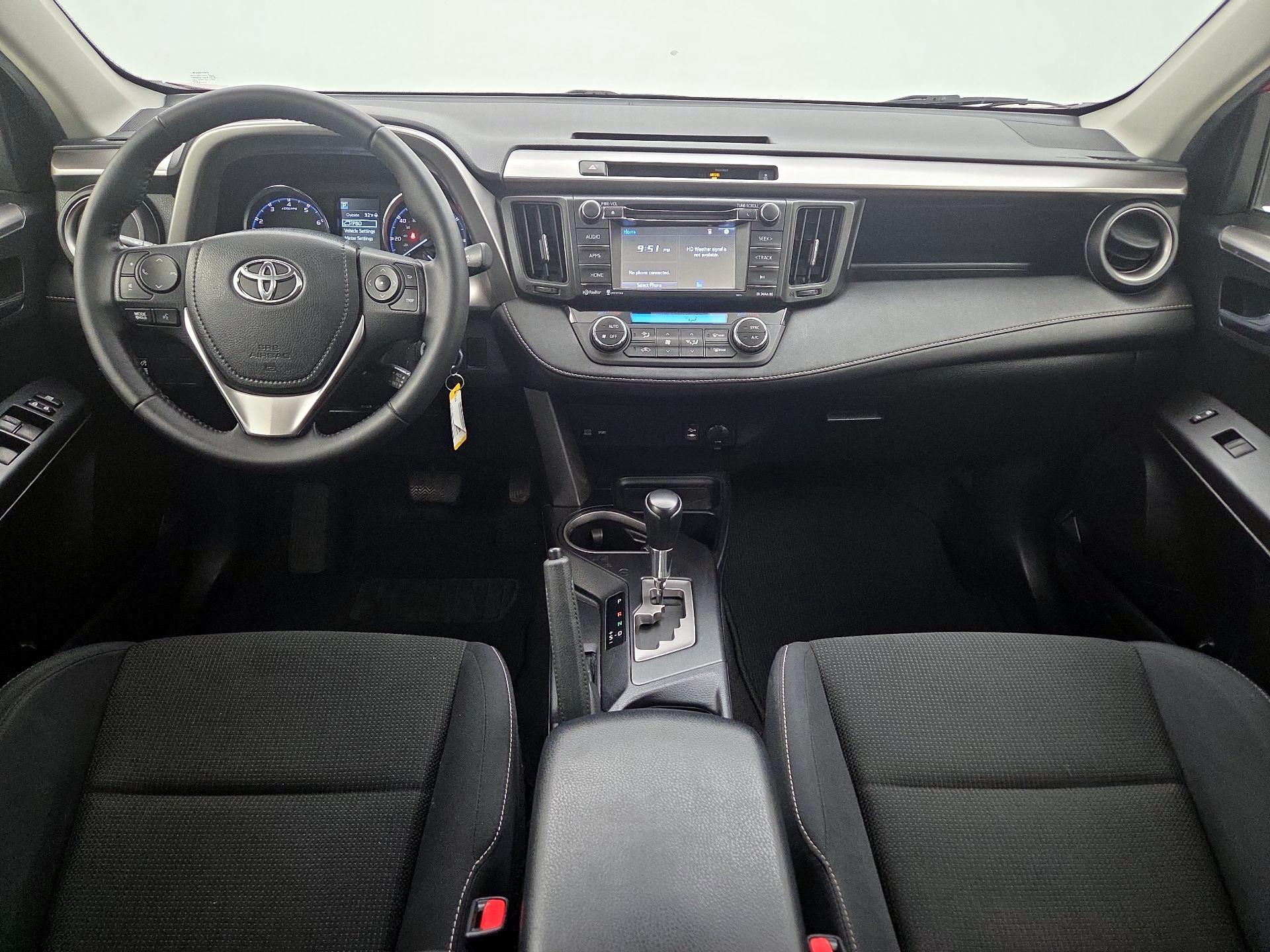 Thumbnail: 2016 Toyota RAV4 - 9