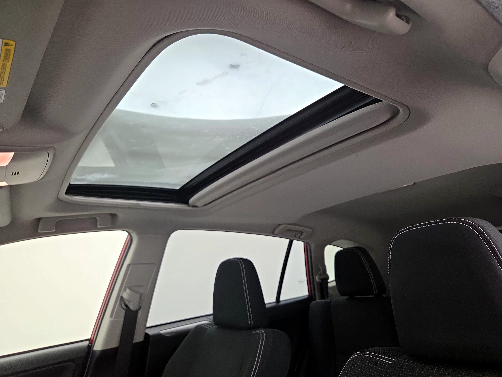 Thumbnail: 2016 Toyota RAV4 - 19