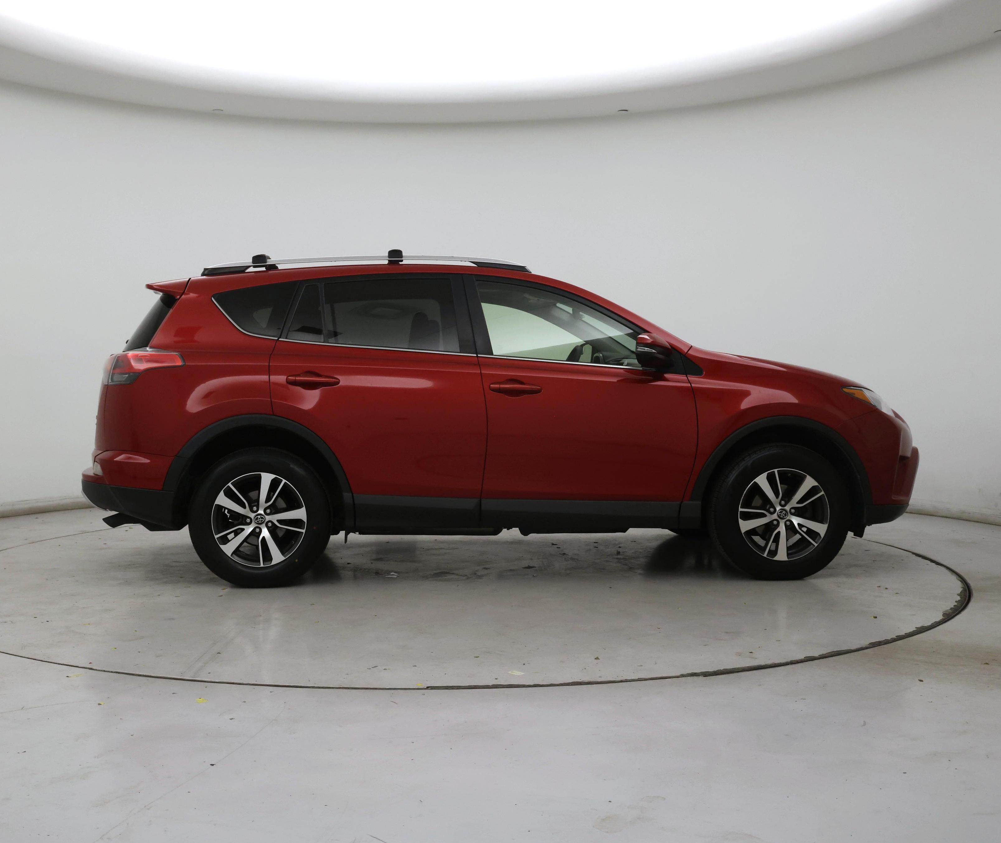 Thumbnail: 2016 Toyota RAV4 - 7