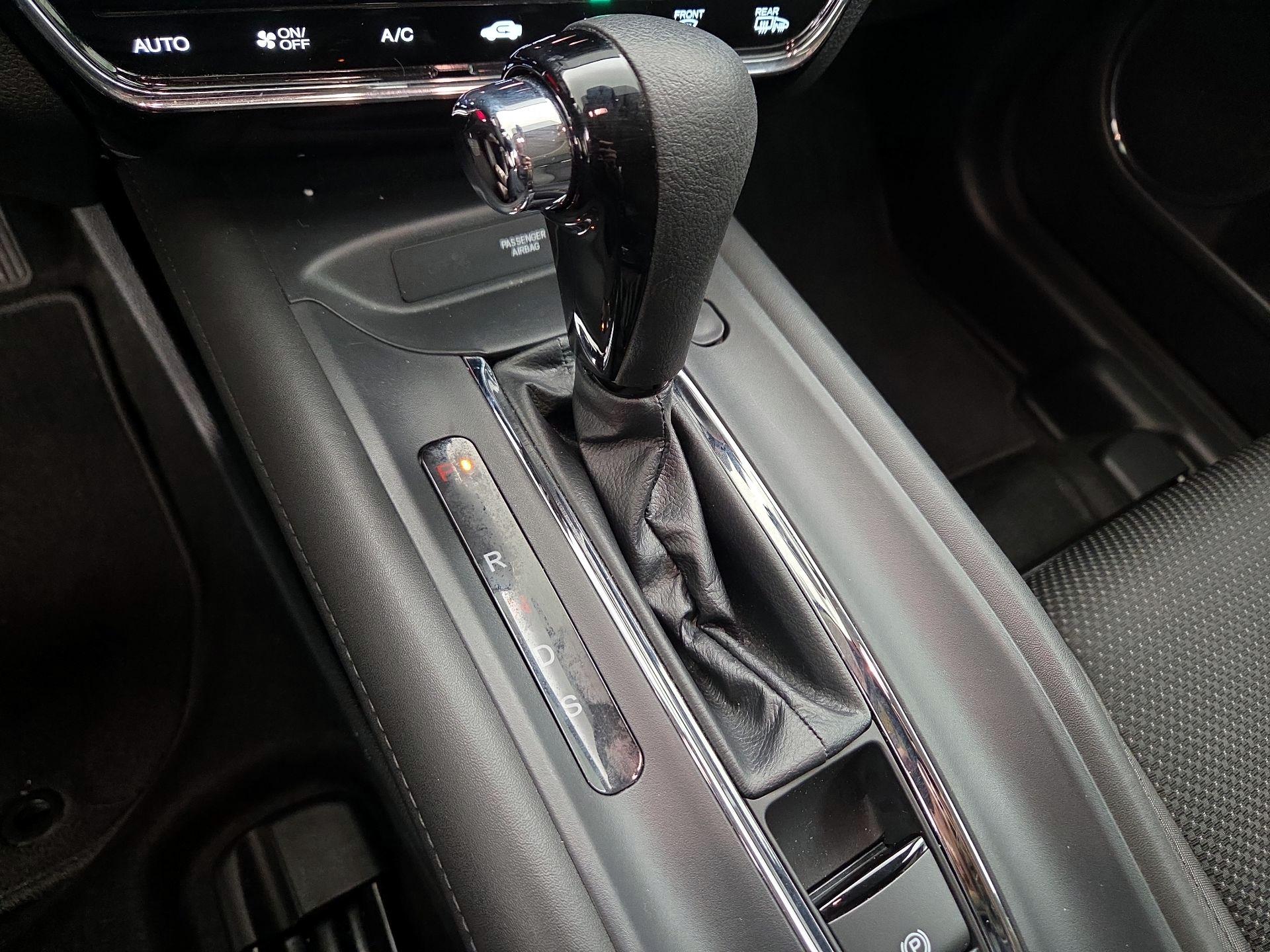 Thumbnail: 2022 Honda HR-V - 17