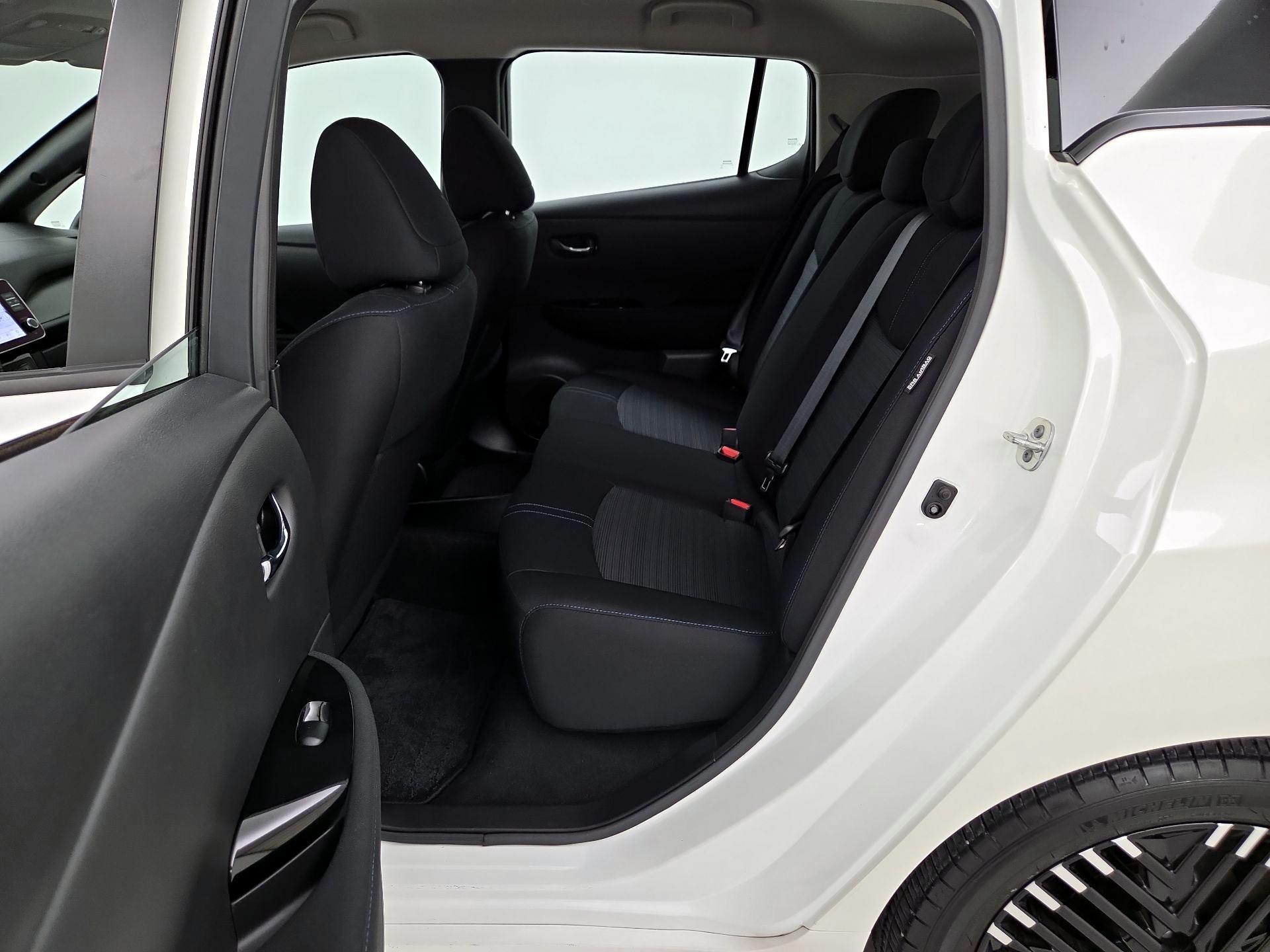 Thumbnail: 2024 Nissan Leaf - 20