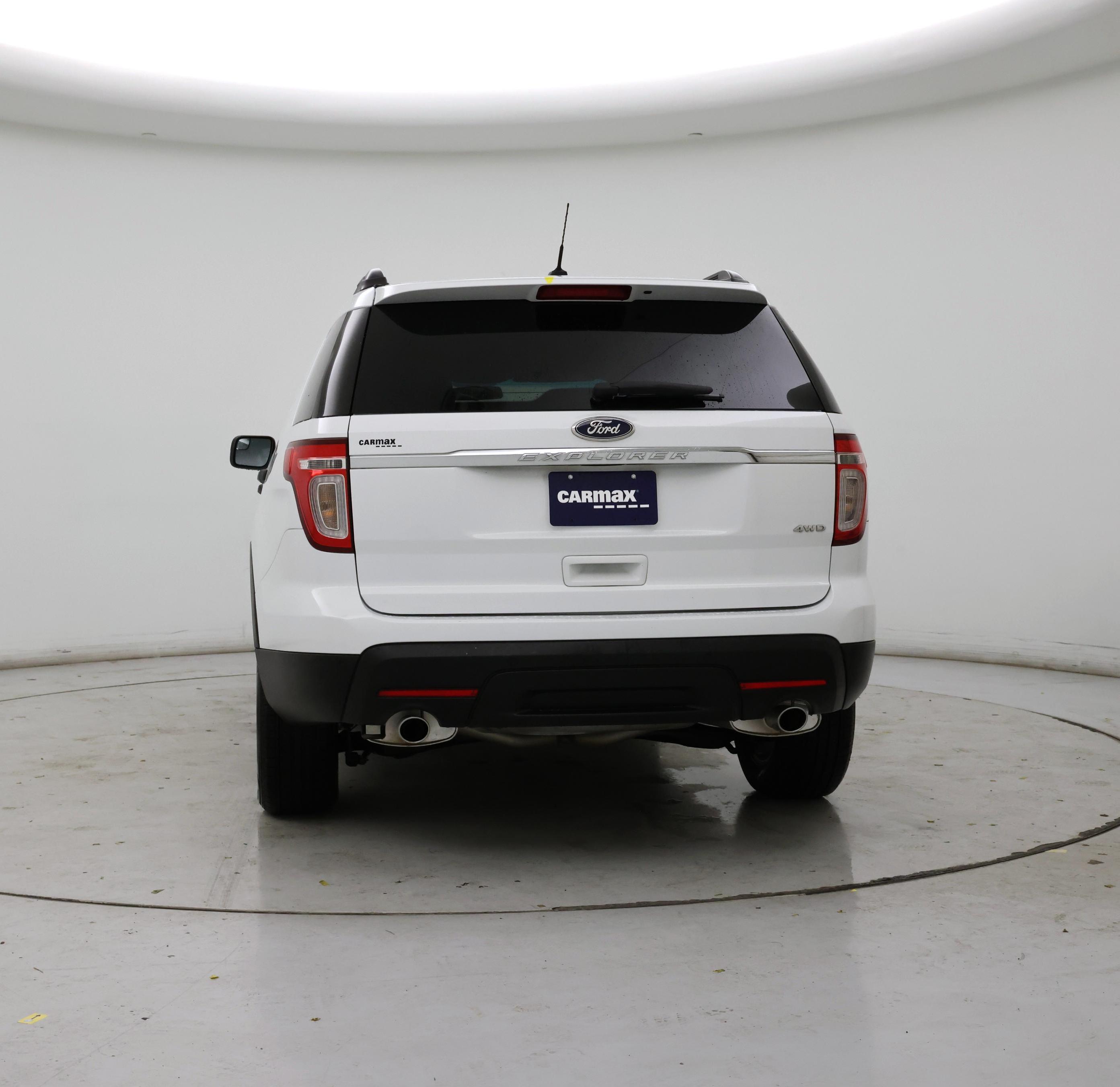 Thumbnail: 2015 Ford Explorer - 6