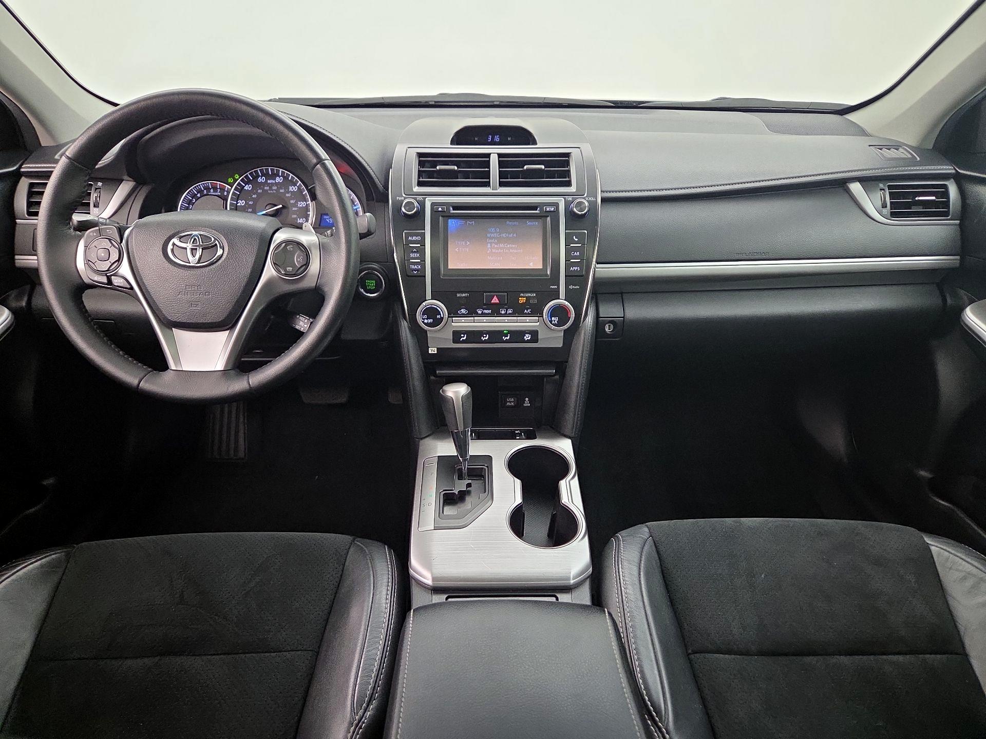 Thumbnail: 2014 Toyota Camry - 9