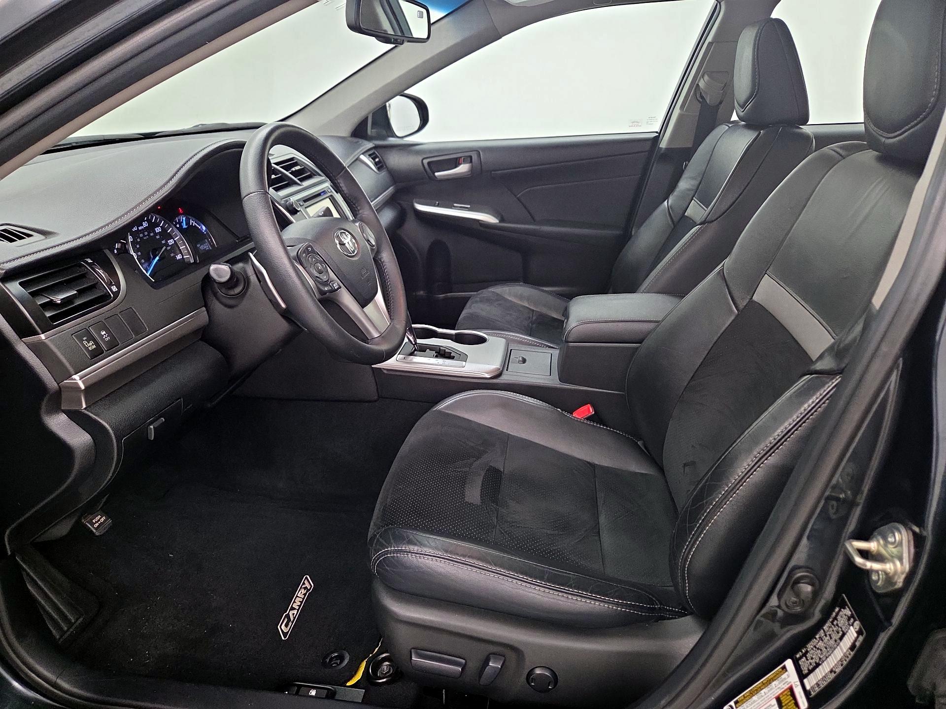 Thumbnail: 2014 Toyota Camry - 11