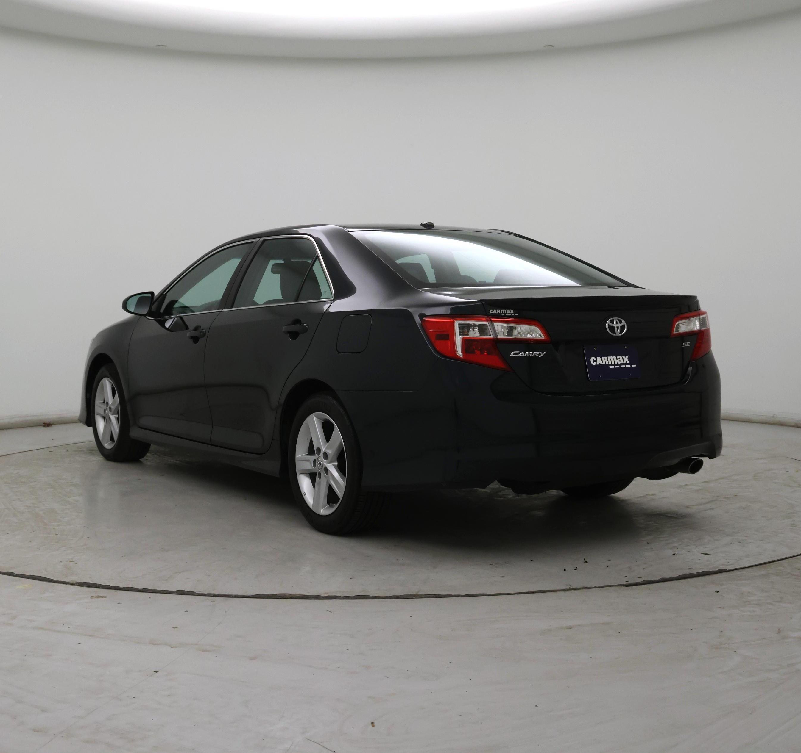 Thumbnail: 2014 Toyota Camry - 2