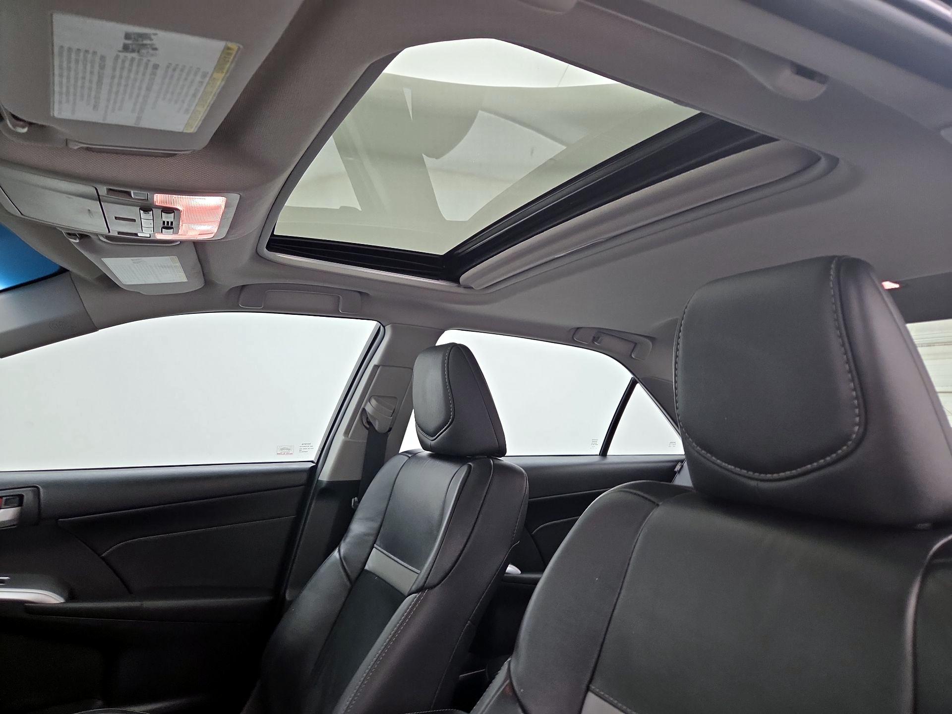 Thumbnail: 2014 Toyota Camry - 19