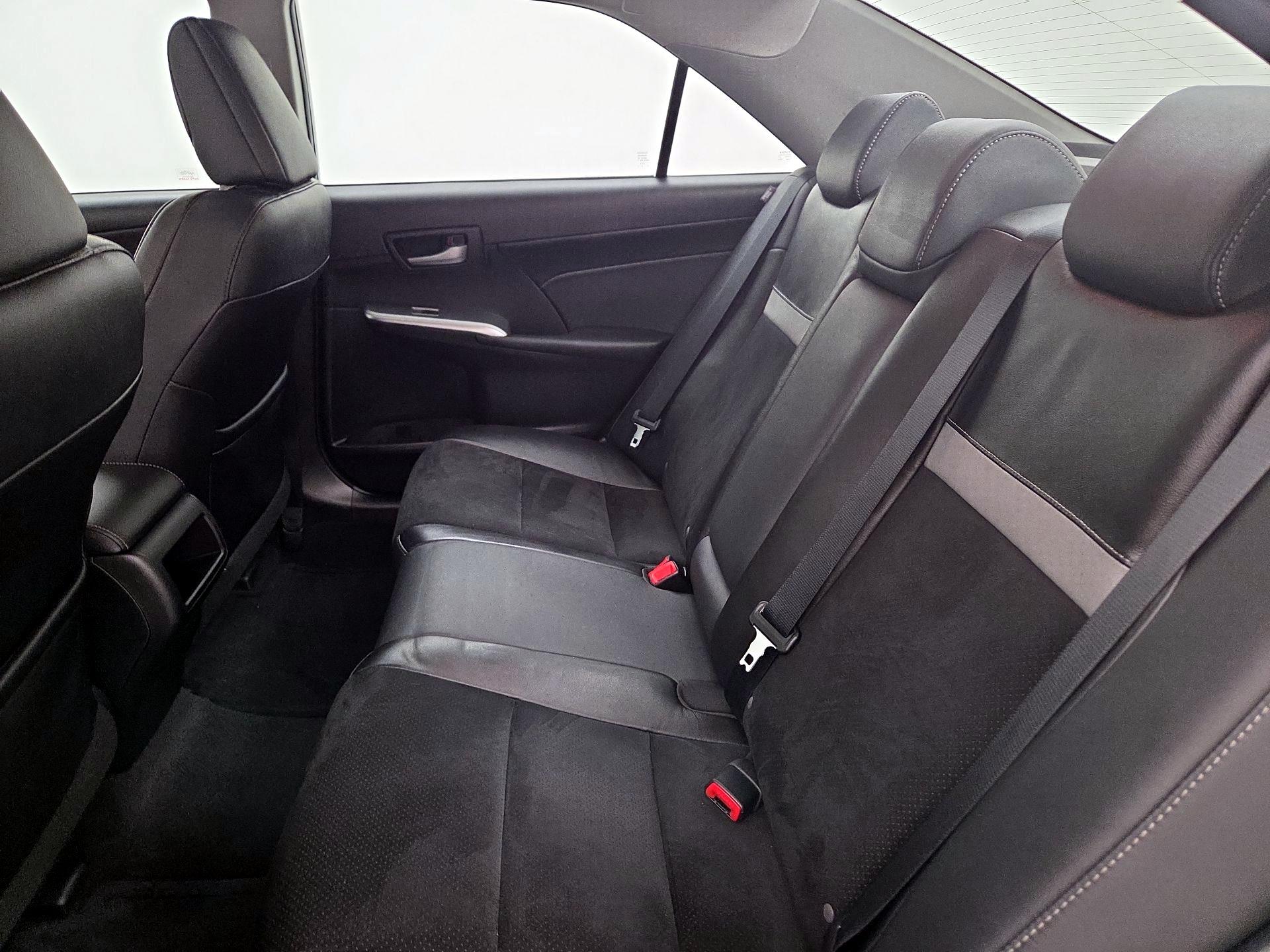 Thumbnail: 2014 Toyota Camry - 20