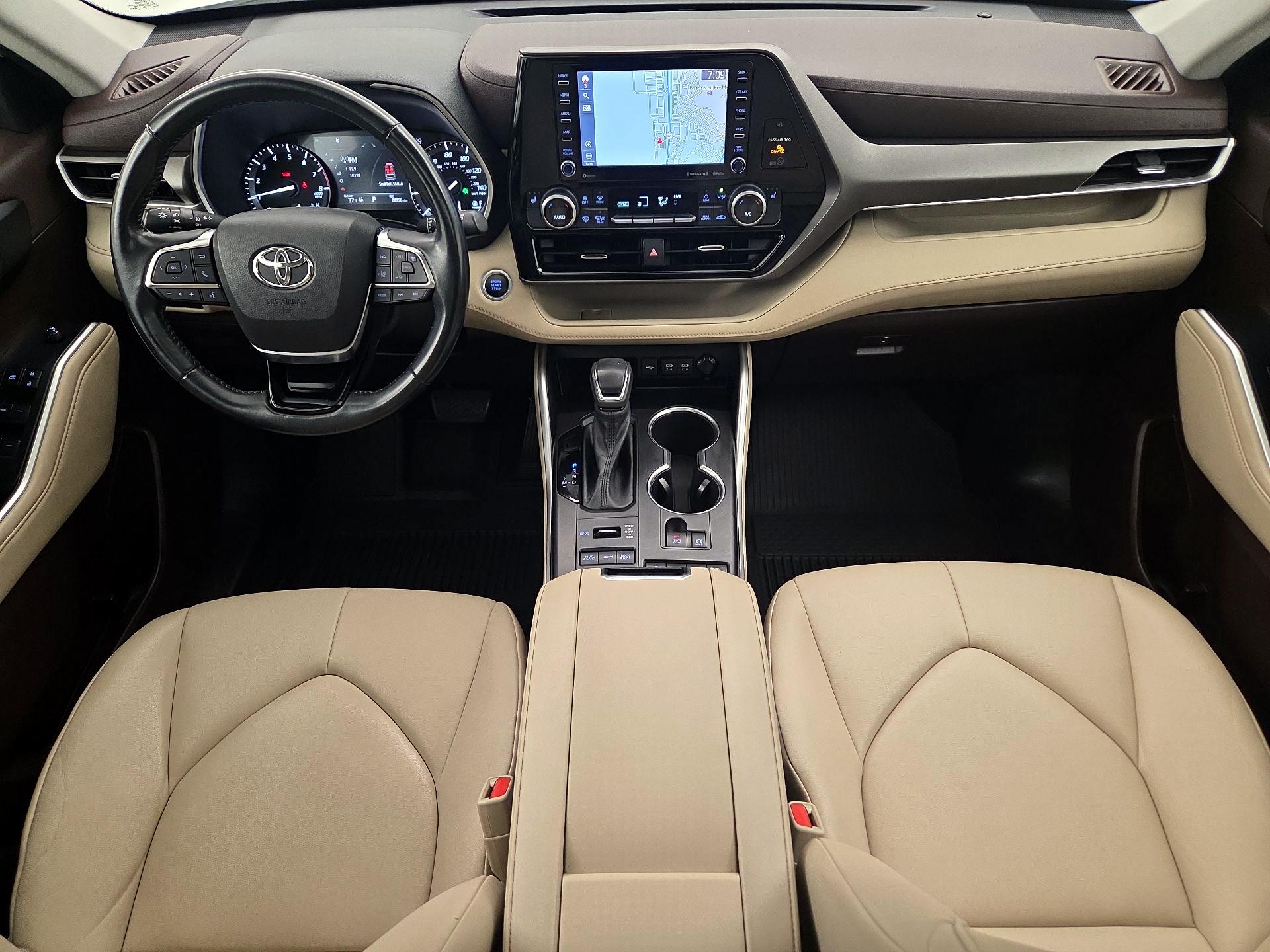 Thumbnail: 2021 Toyota Highlander - 9