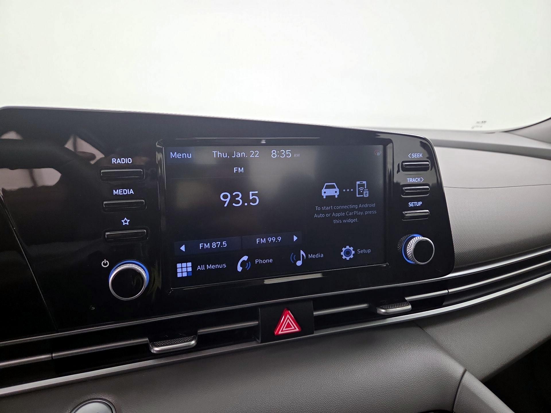 Thumbnail: 2022 Hyundai Elantra - 15