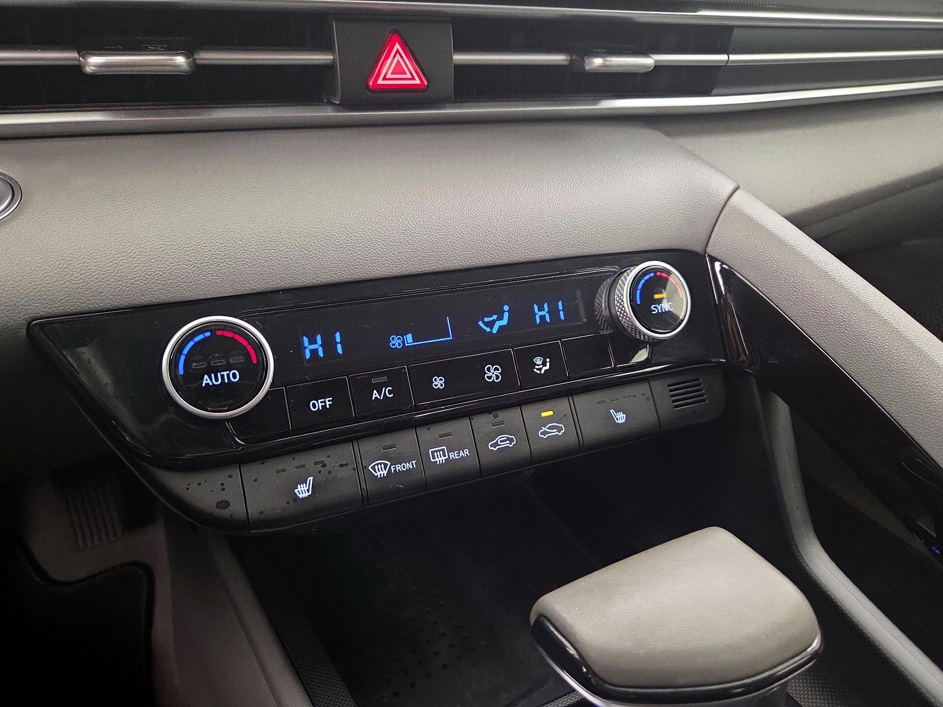 Thumbnail: 2022 Hyundai Elantra - 16