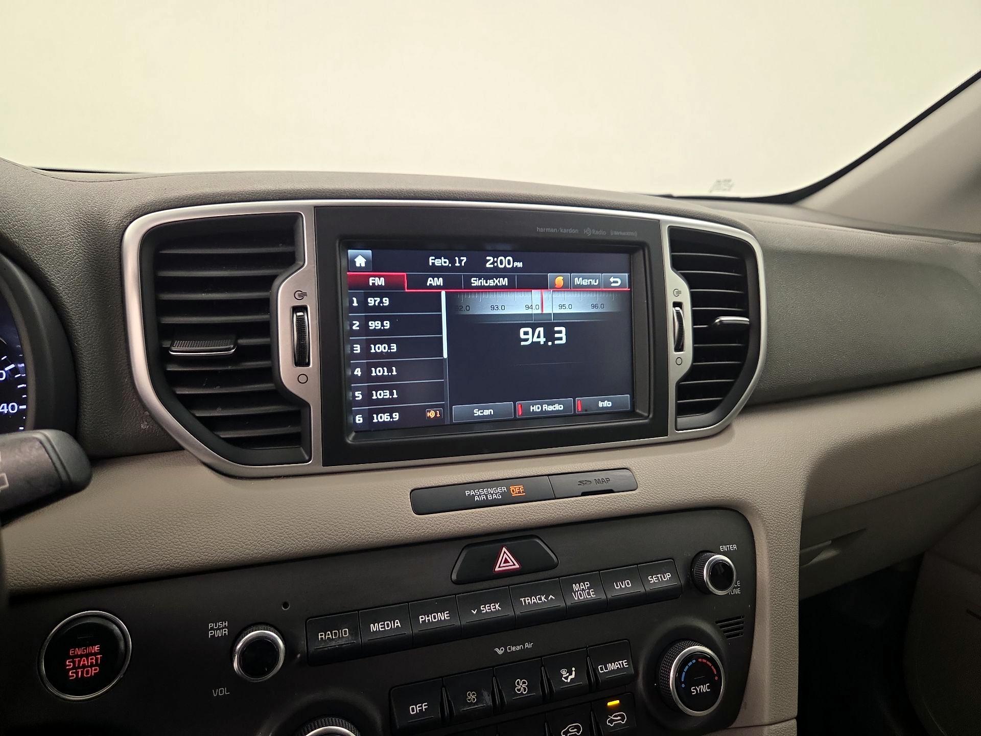 Thumbnail: 2017 Kia Sportage - 16