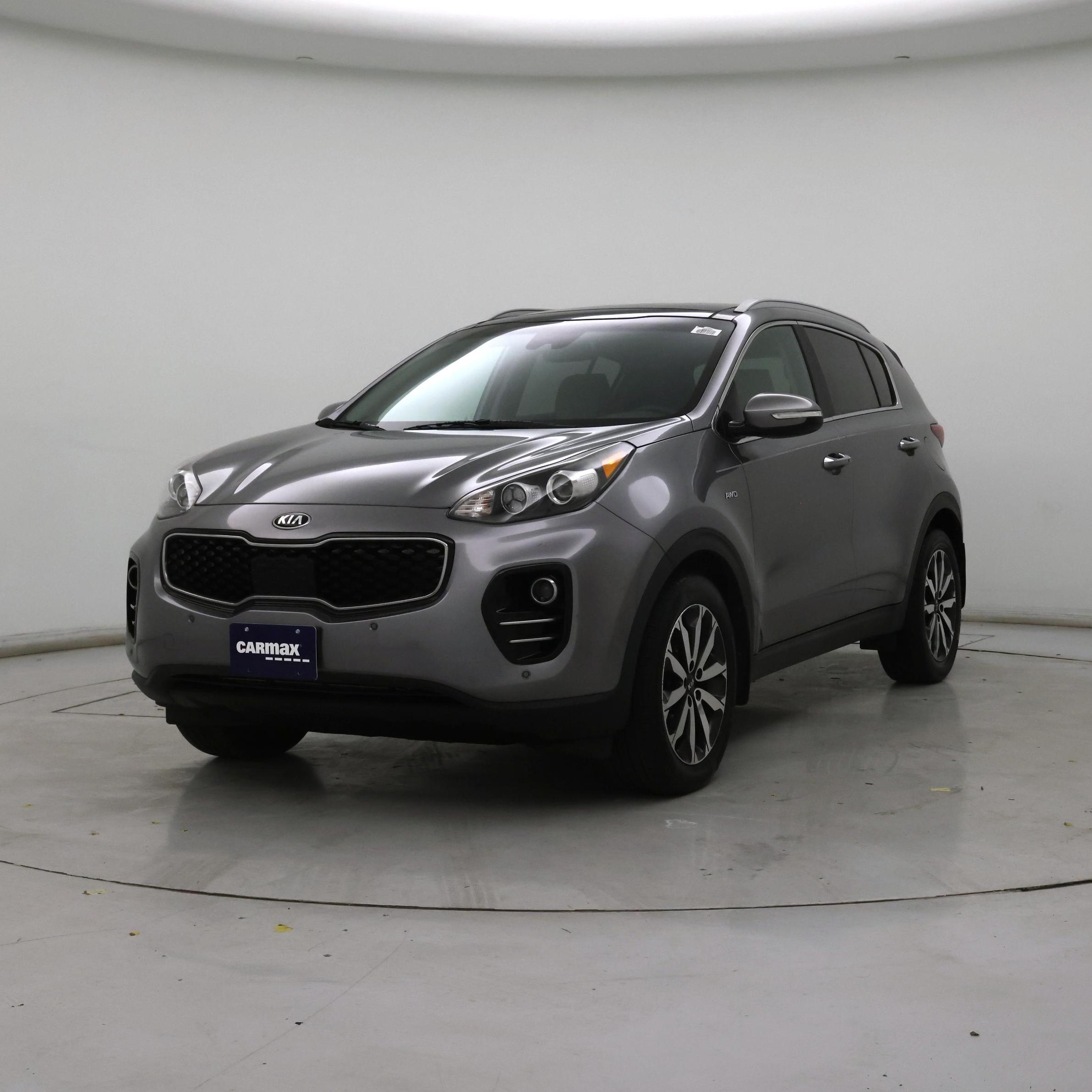 Thumbnail: 2017 Kia Sportage - 4