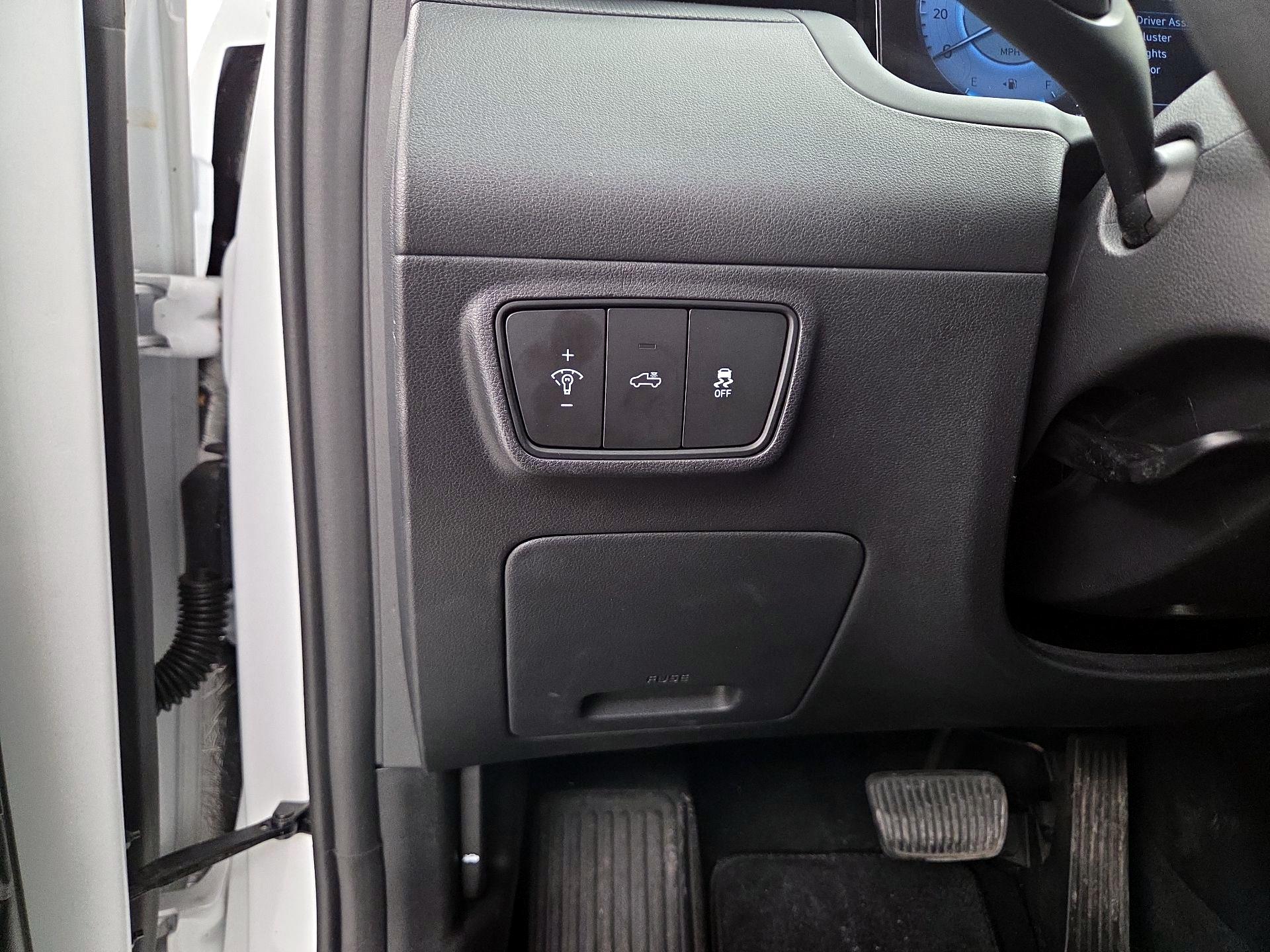 Thumbnail: 2022 Hyundai Santa Cruz - 13