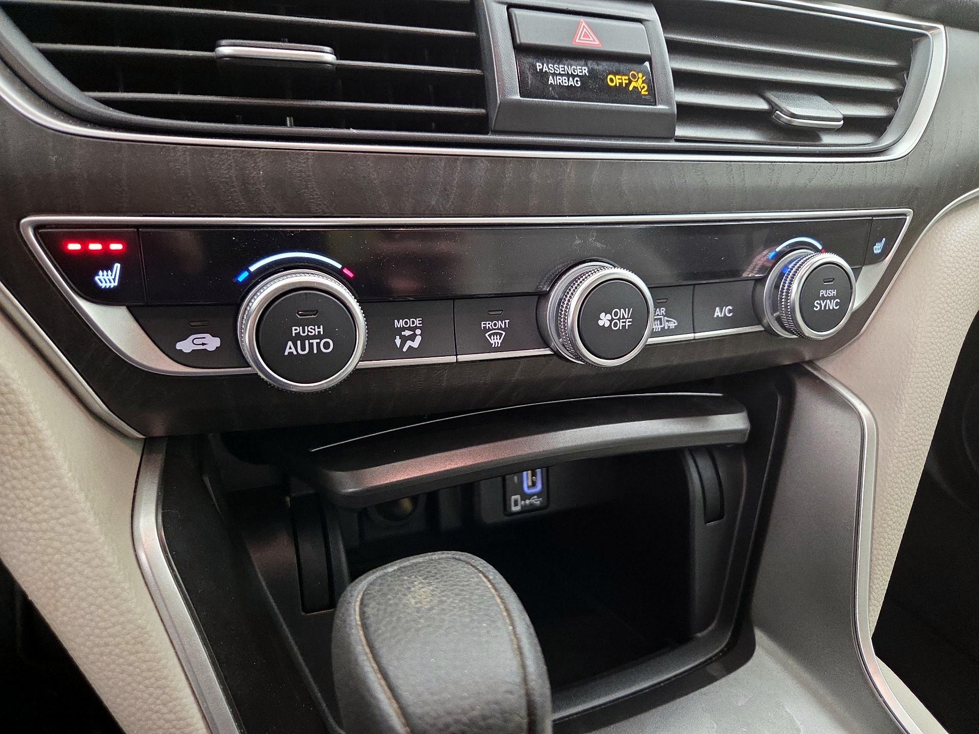 Thumbnail: 2018 Honda Accord - 16