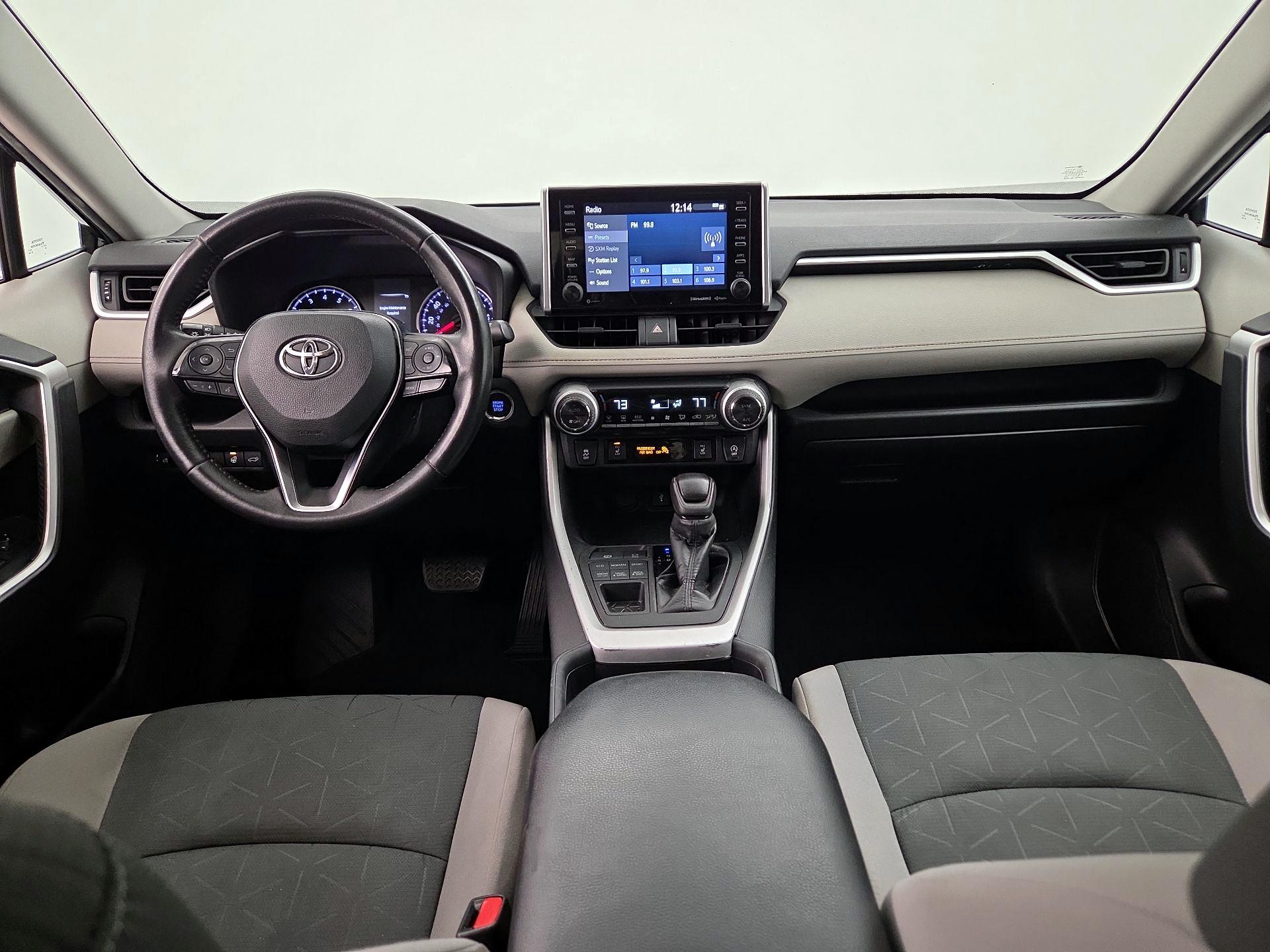 Thumbnail: 2021 Toyota RAV4 - 9