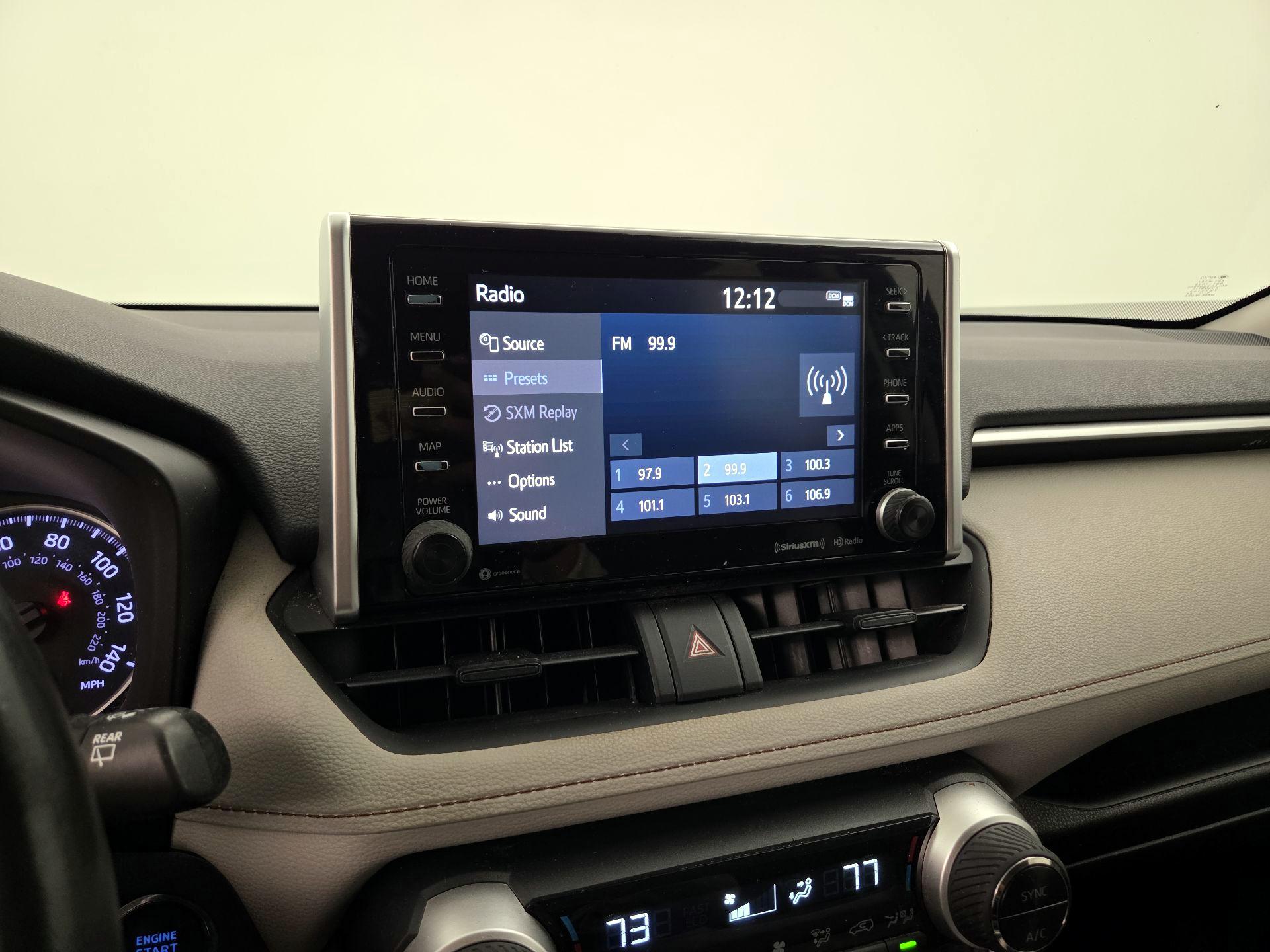 Thumbnail: 2021 Toyota RAV4 - 15