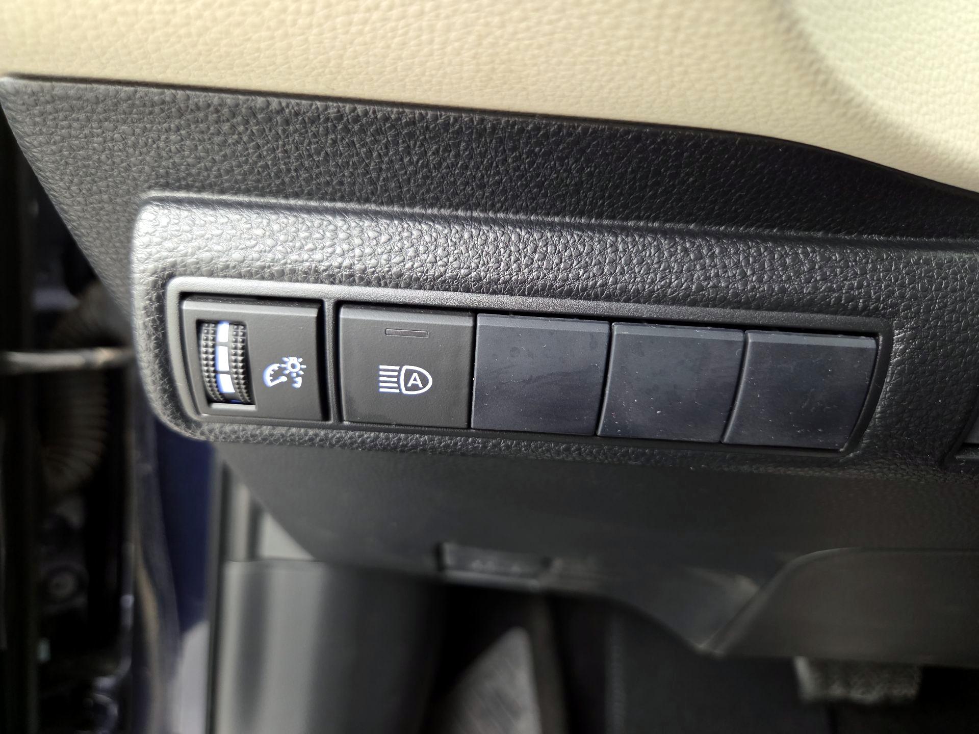 Thumbnail: 2020 Toyota Corolla - 13